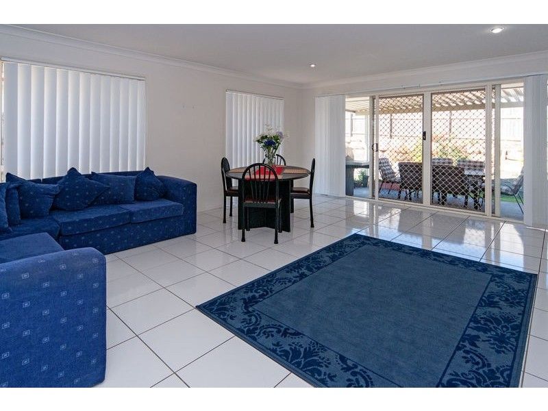 17 Windermere Street, Raceview, QLD 4305