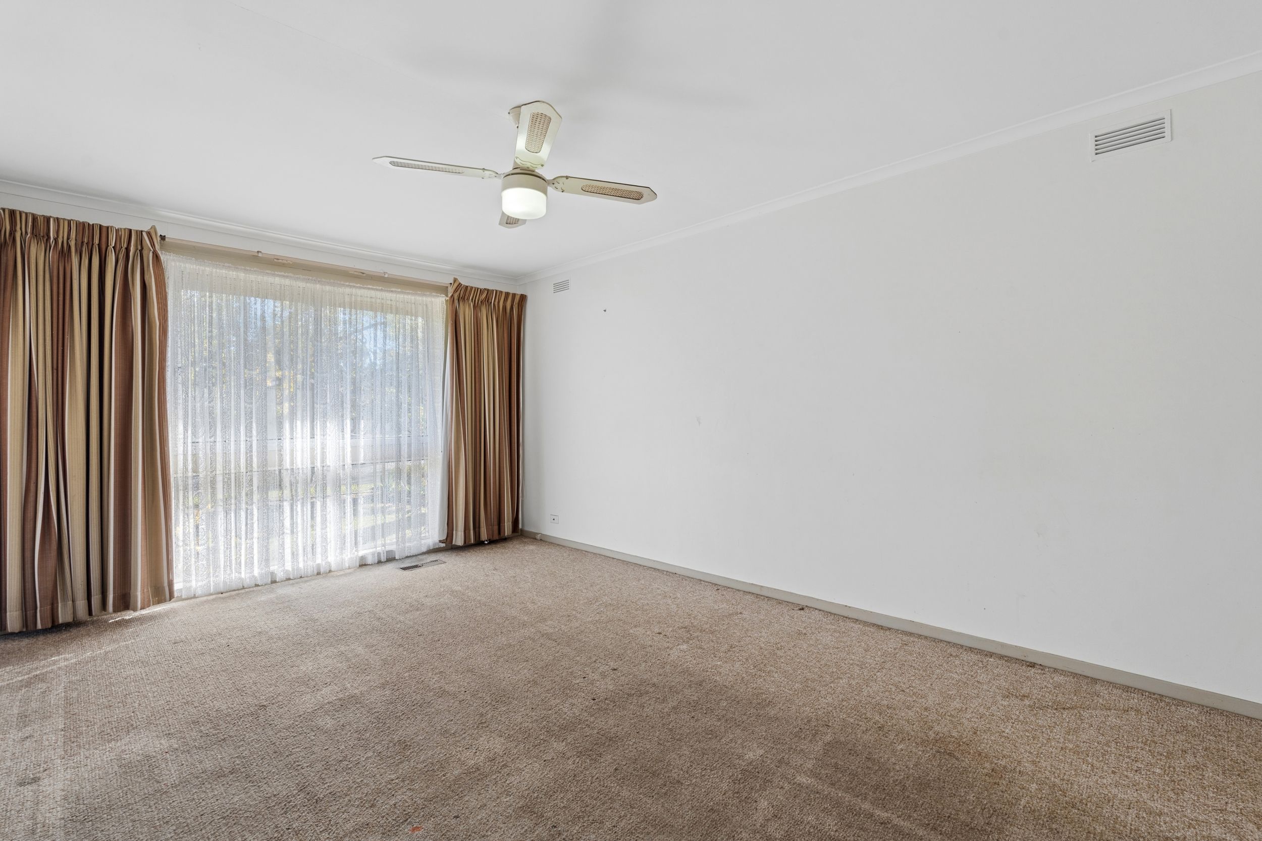 6 Bean Court — photo 3 of 11