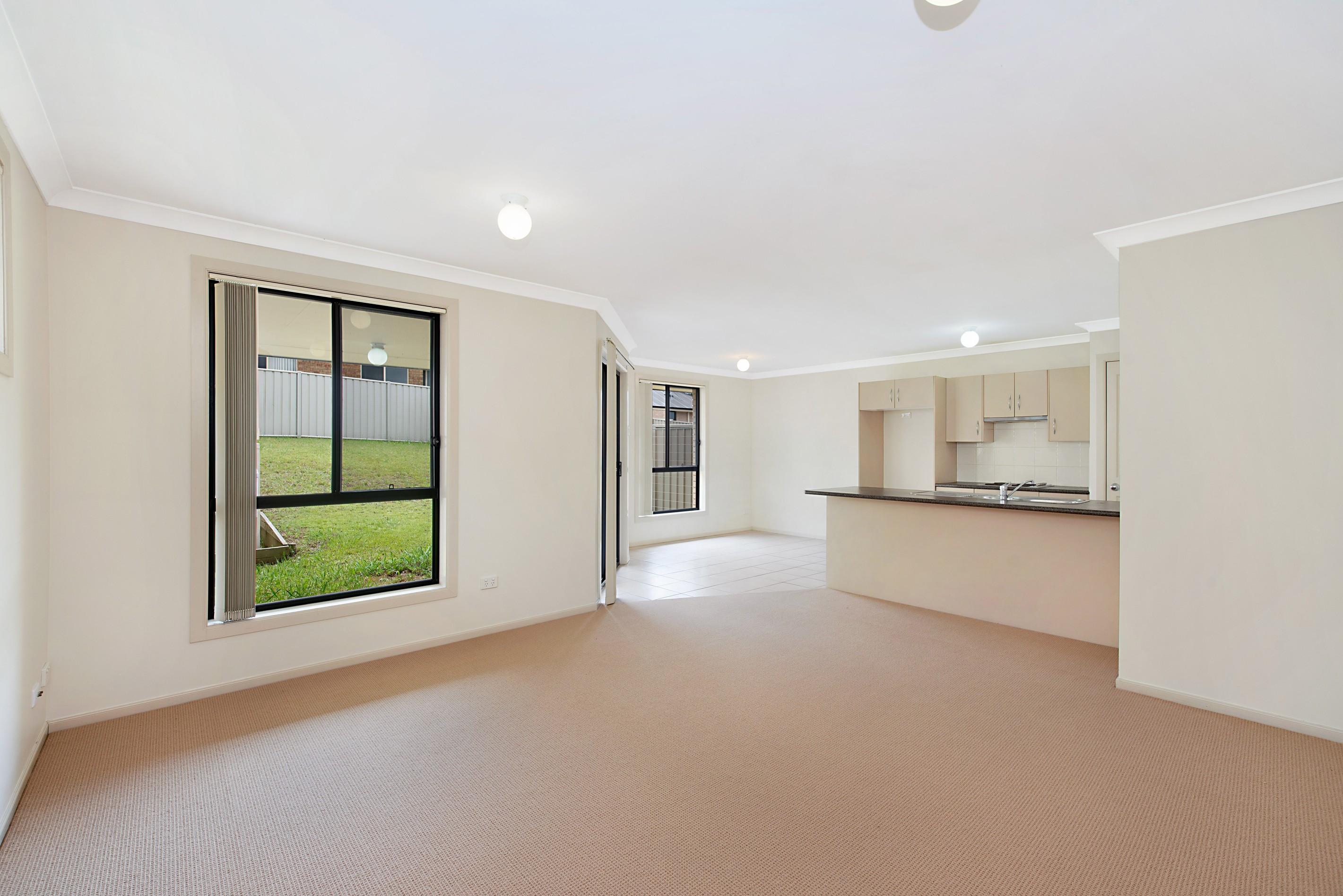1/87 Clayton Crescent, Rutherford, NSW 2320