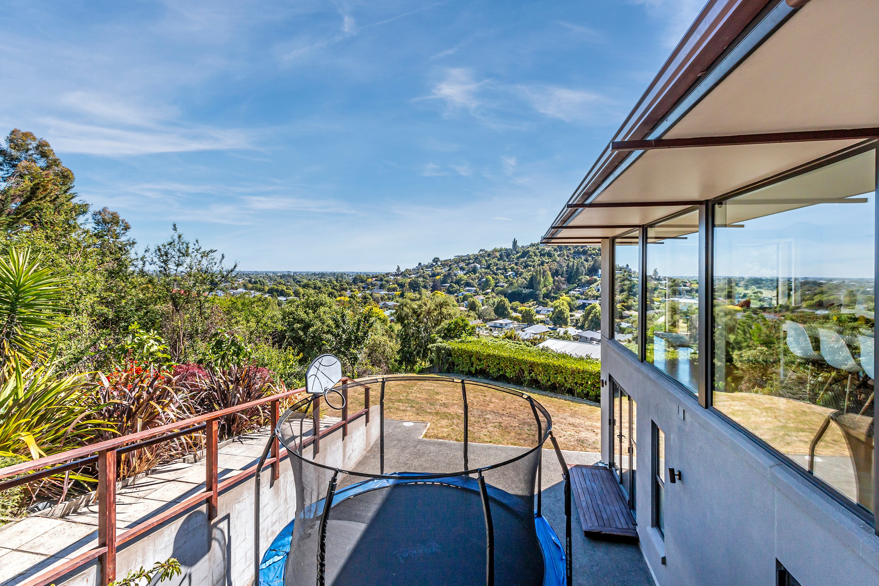 8 Maurice Knowles Lane, Cashmere, Christchurch City