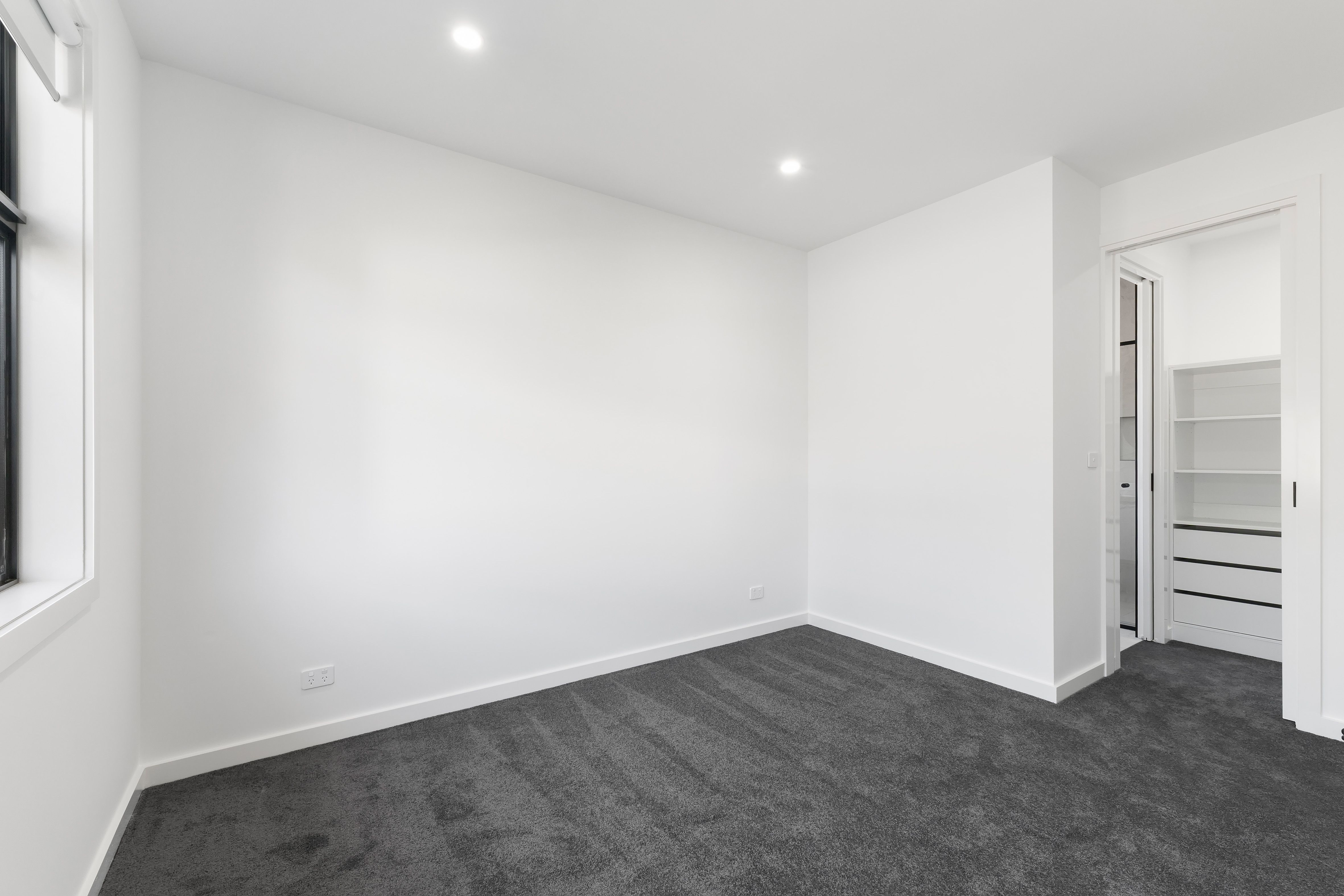 3/3 Munro Street — photo 4 of 5