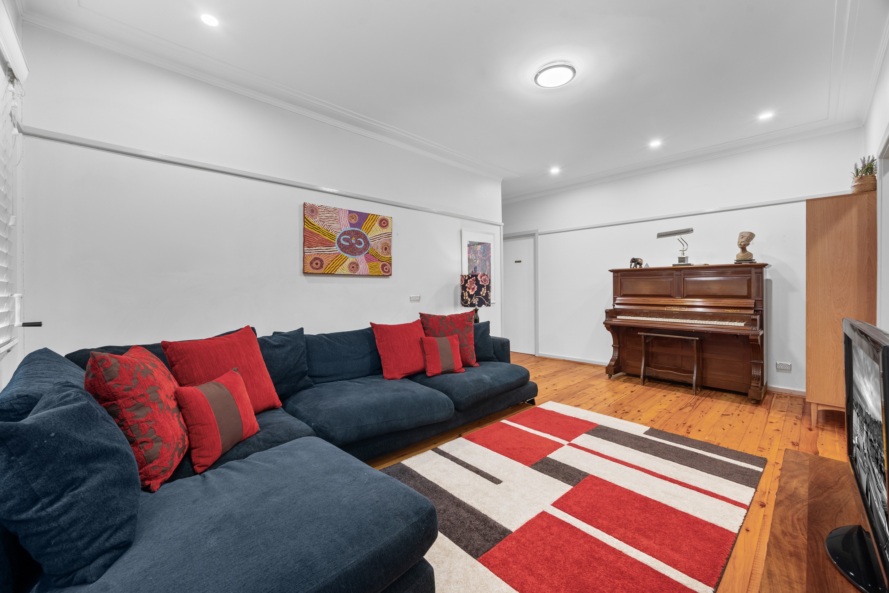 102 Lindesay Street, Campbelltown, NSW 2560