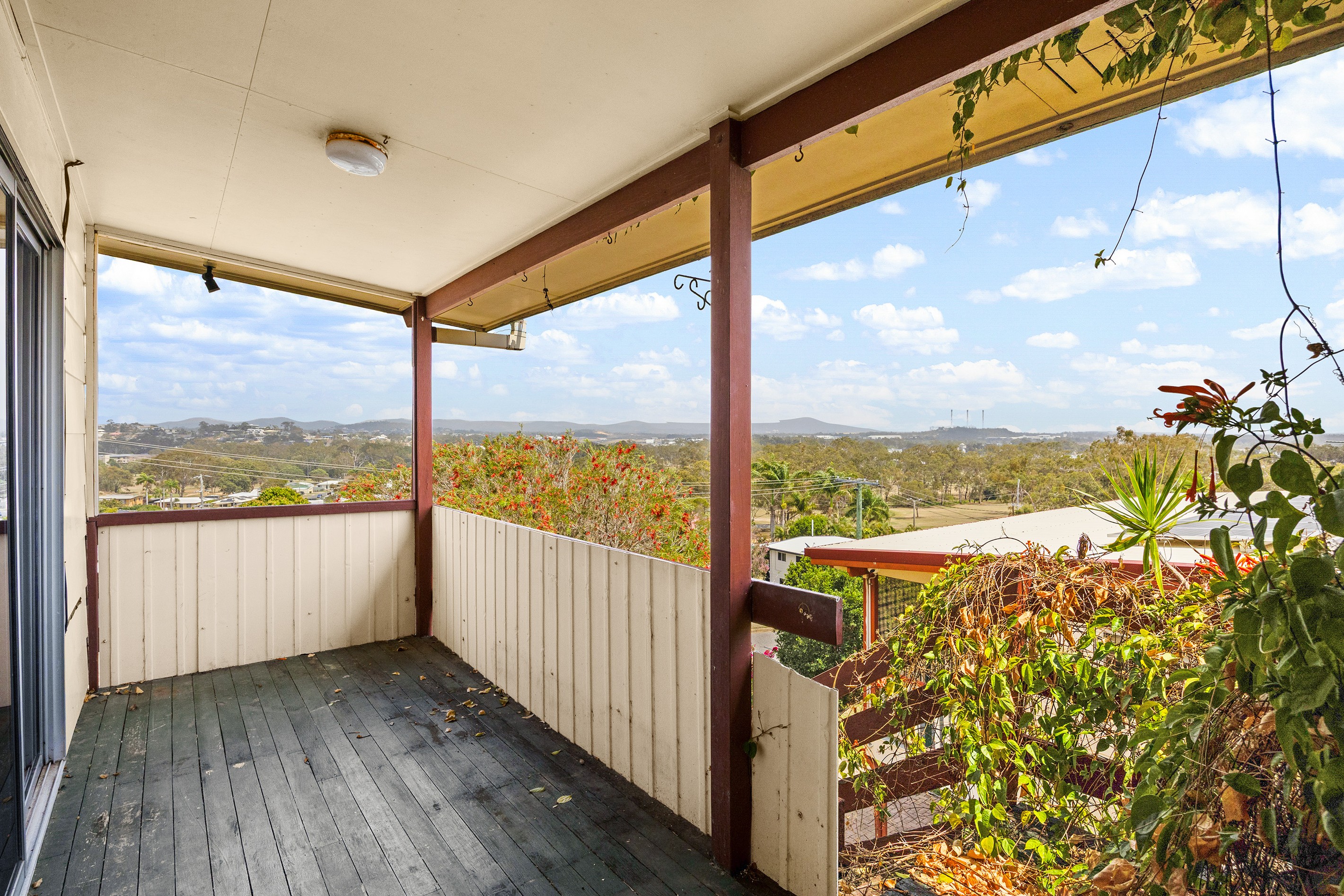 16 Coral Court, Kin Kora, QLD 4680