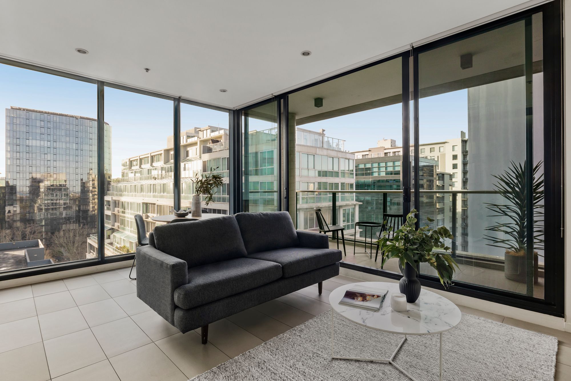 1003/70 Queens Road, Melbourne, VIC 3004
