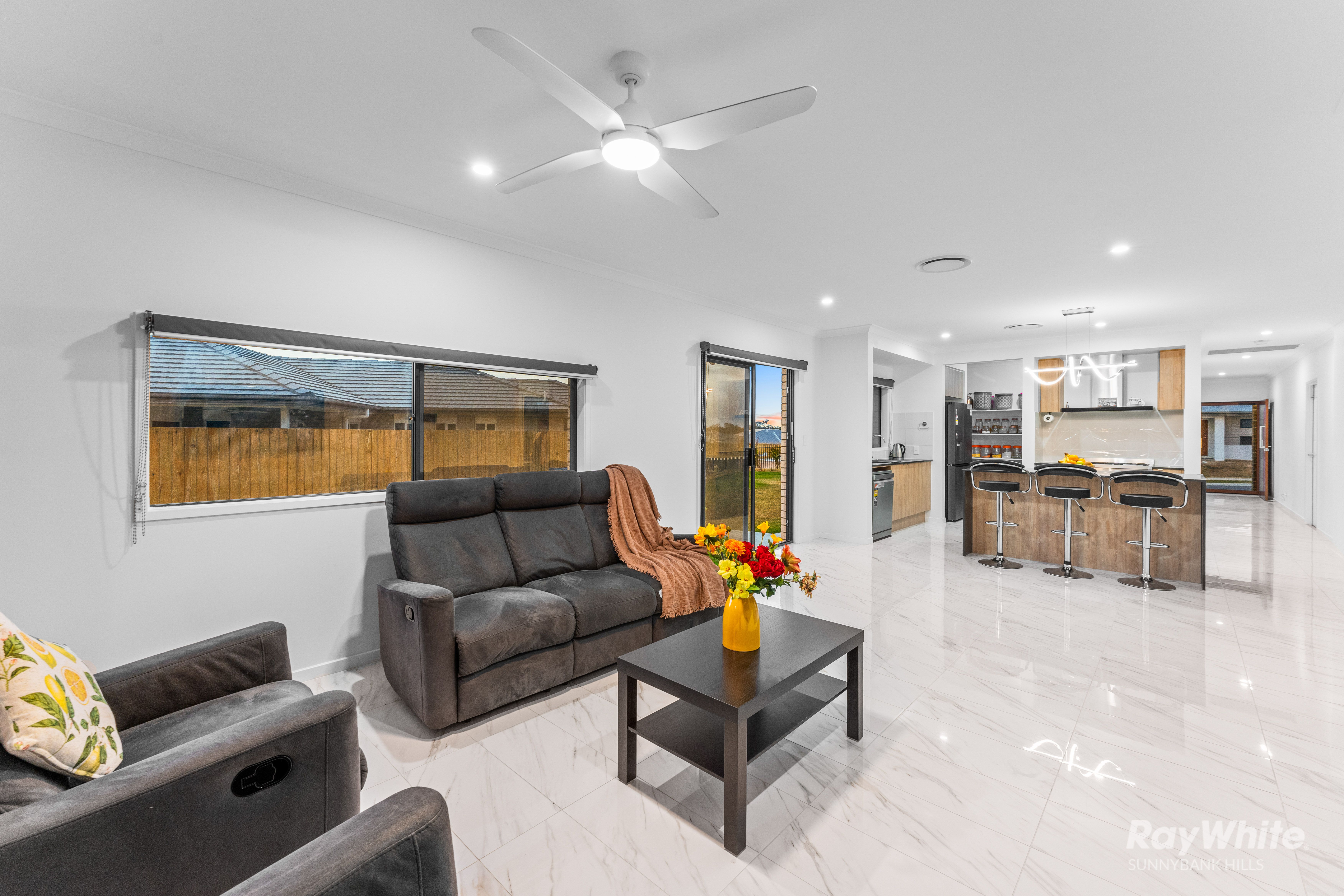 21 Compass Road, FLAGSTONE, QLD 4280