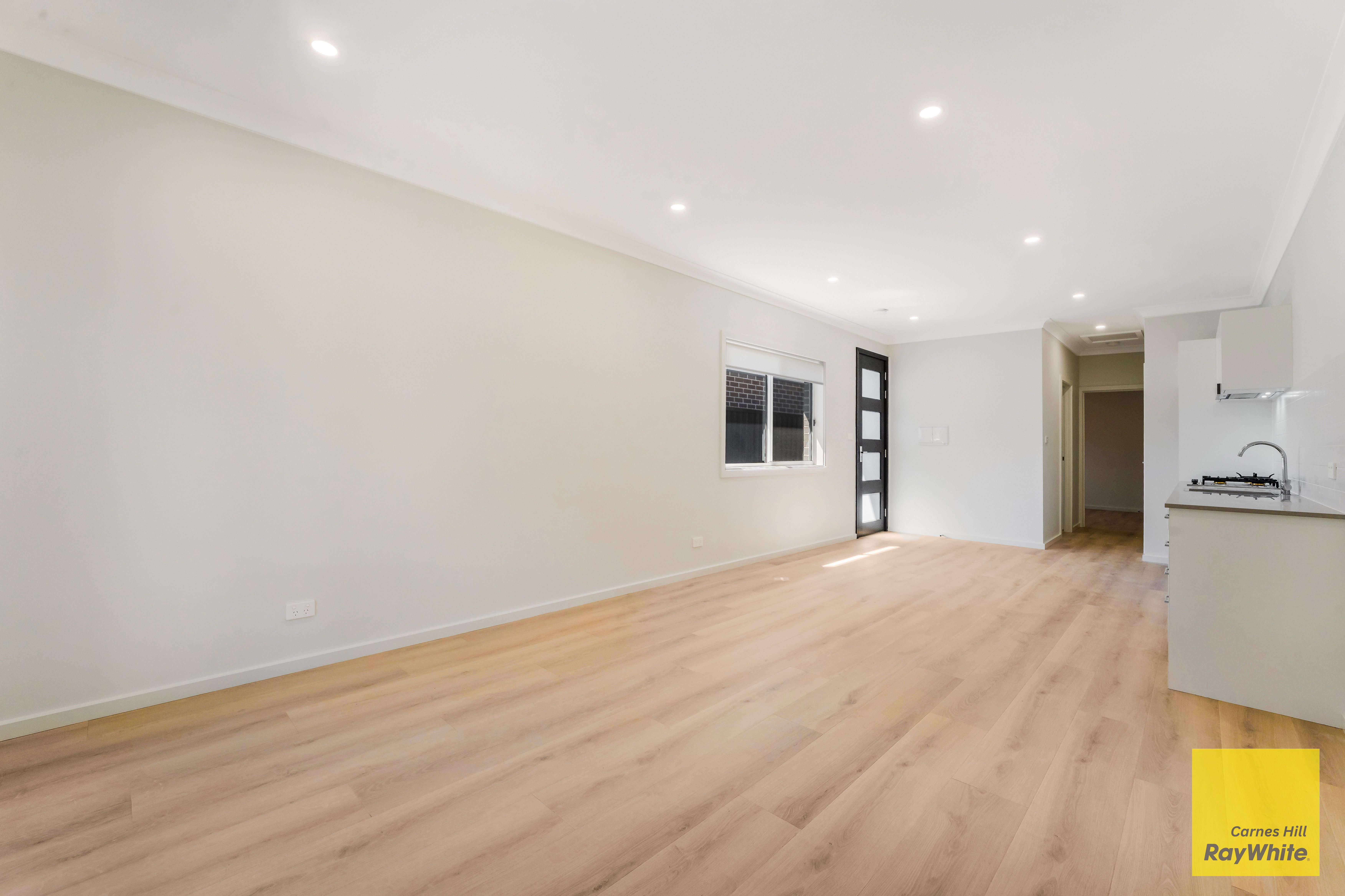 21A Lores Street, Middleton Grange, NSW 2171