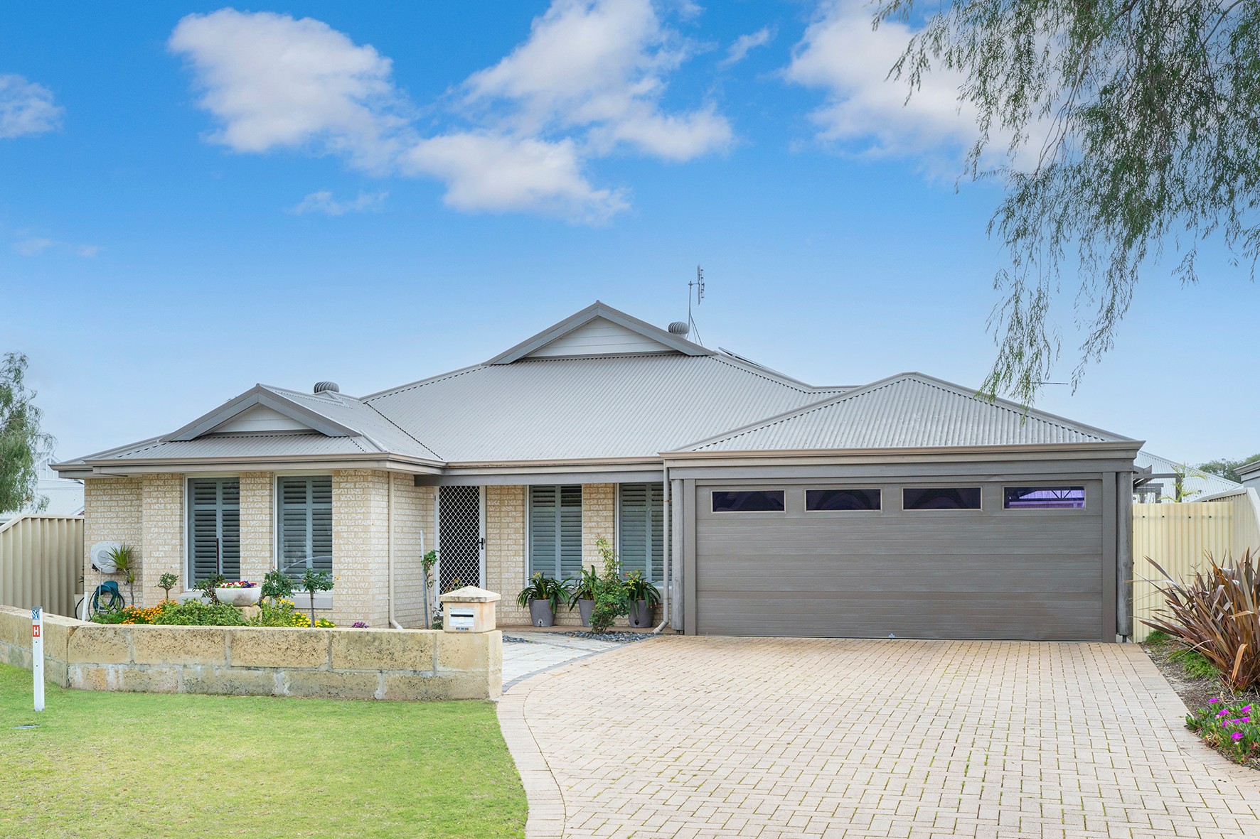 1 Higgins Drive, Broadwater, WA 6280
