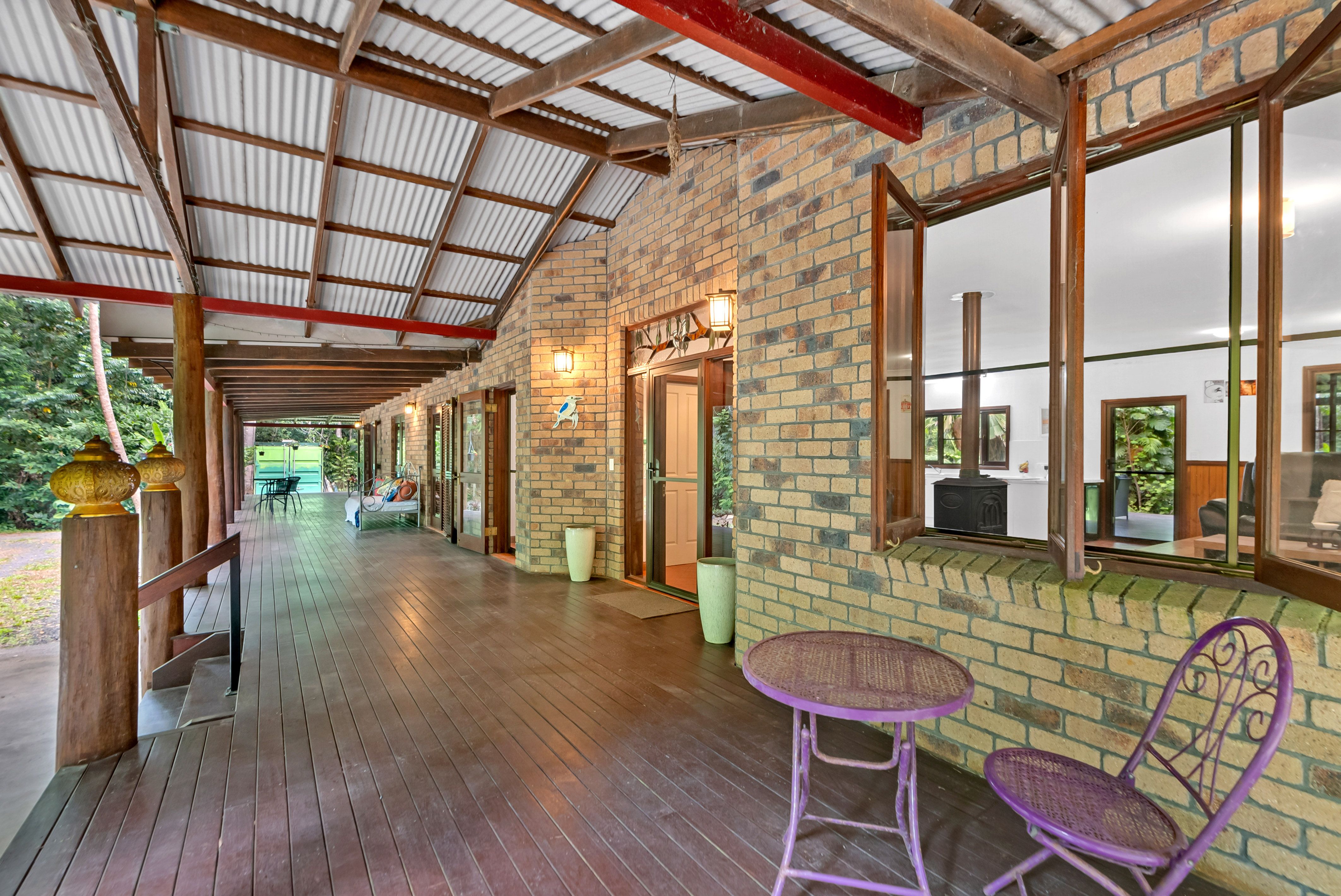 27 Gregory Terrace — photo 18 of 21