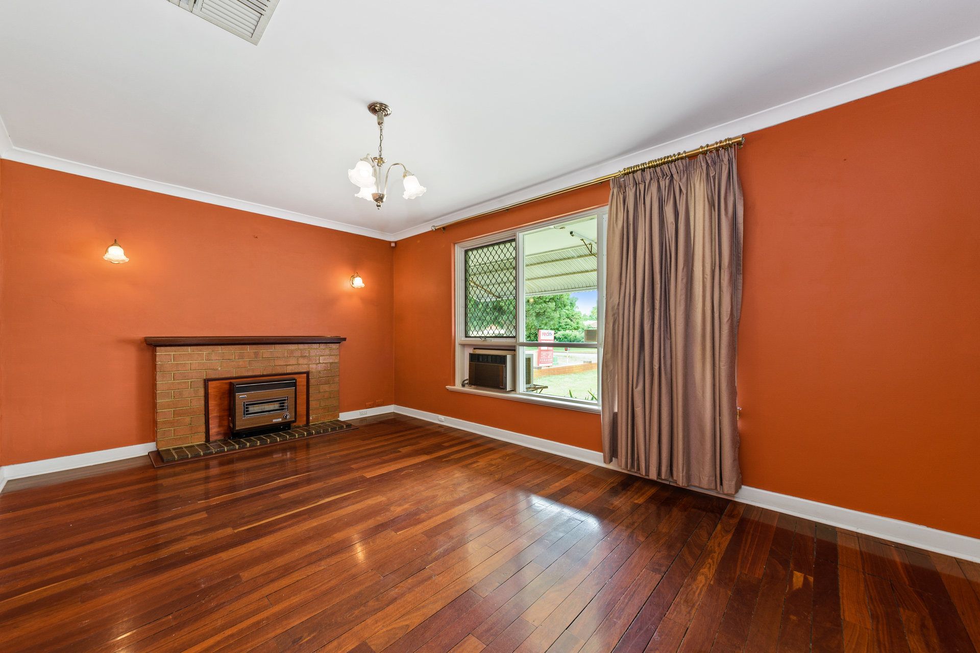 42 Whiteside Street, Cloverdale, WA 6105