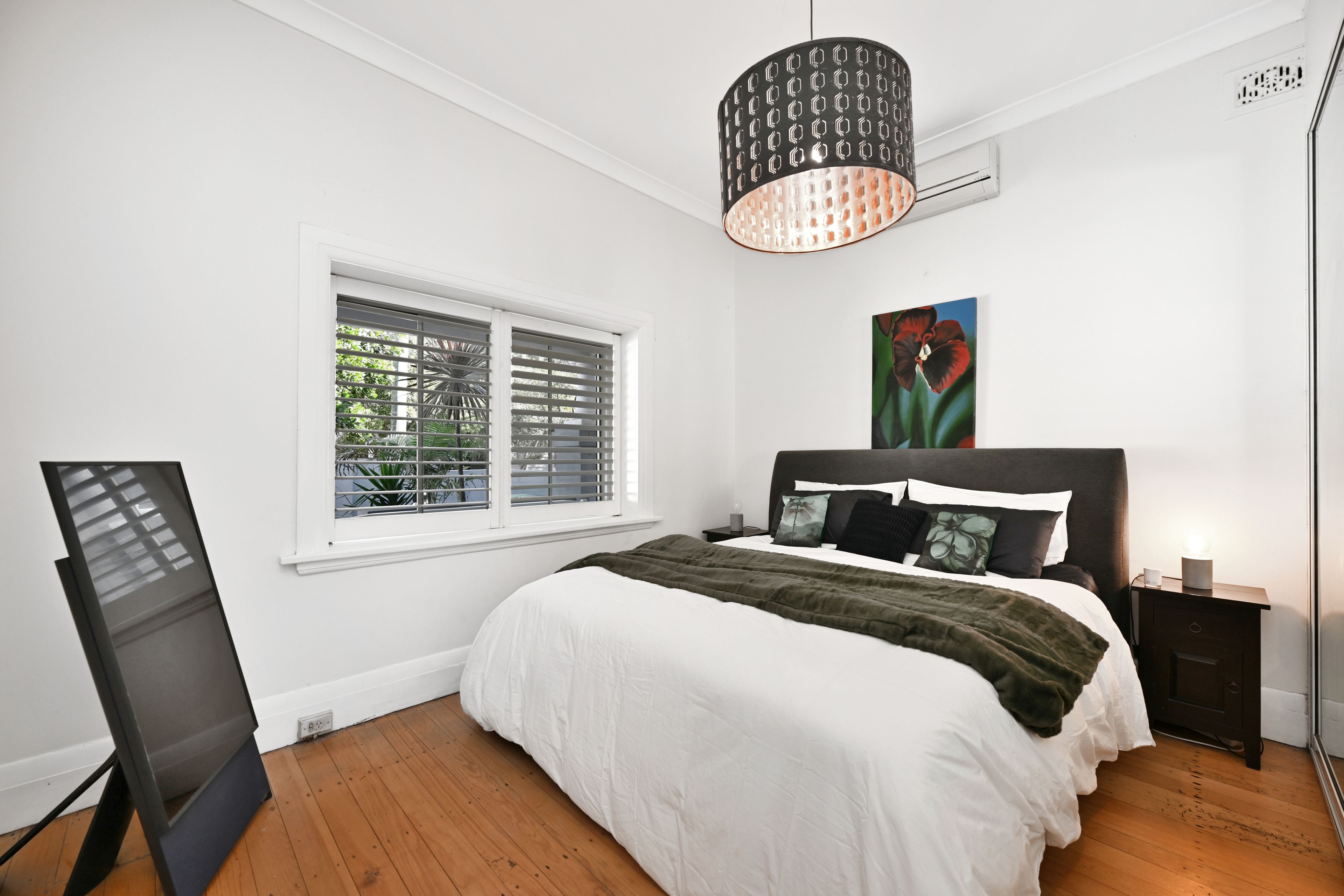 67 Clovelly Road — photo 11 of 19