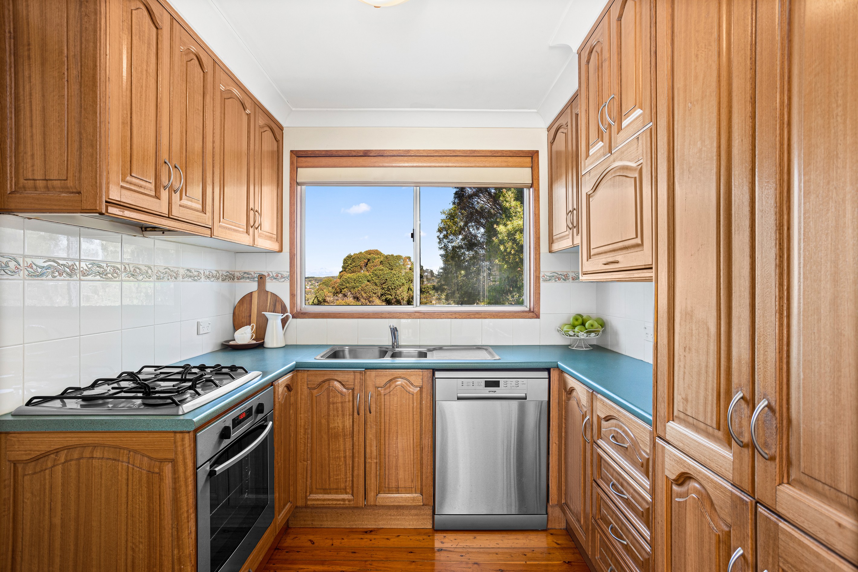 29 Matthews Drive, Mount Warrigal, NSW 2528