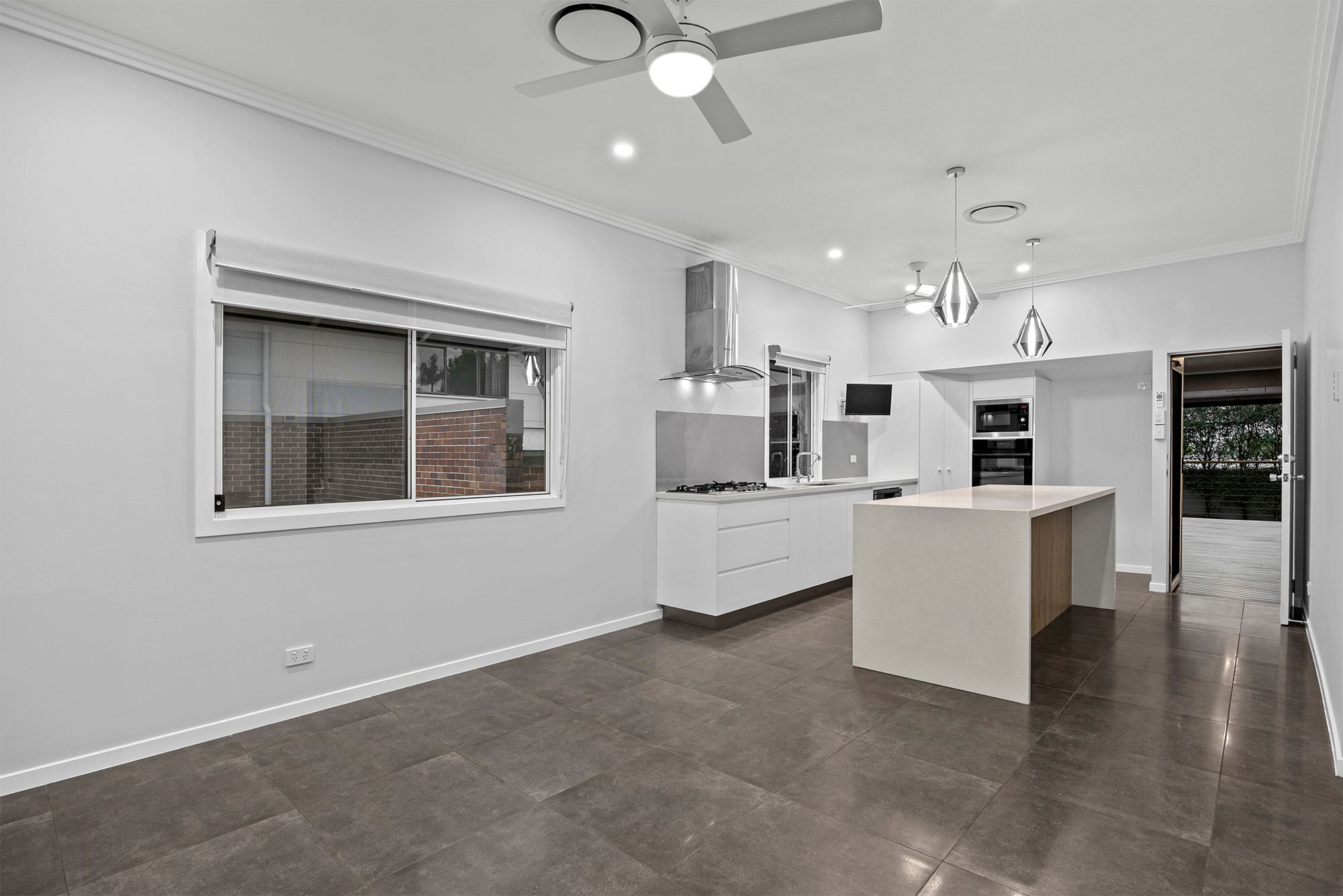 5 O'farrell Avenue — photo 5 of 23