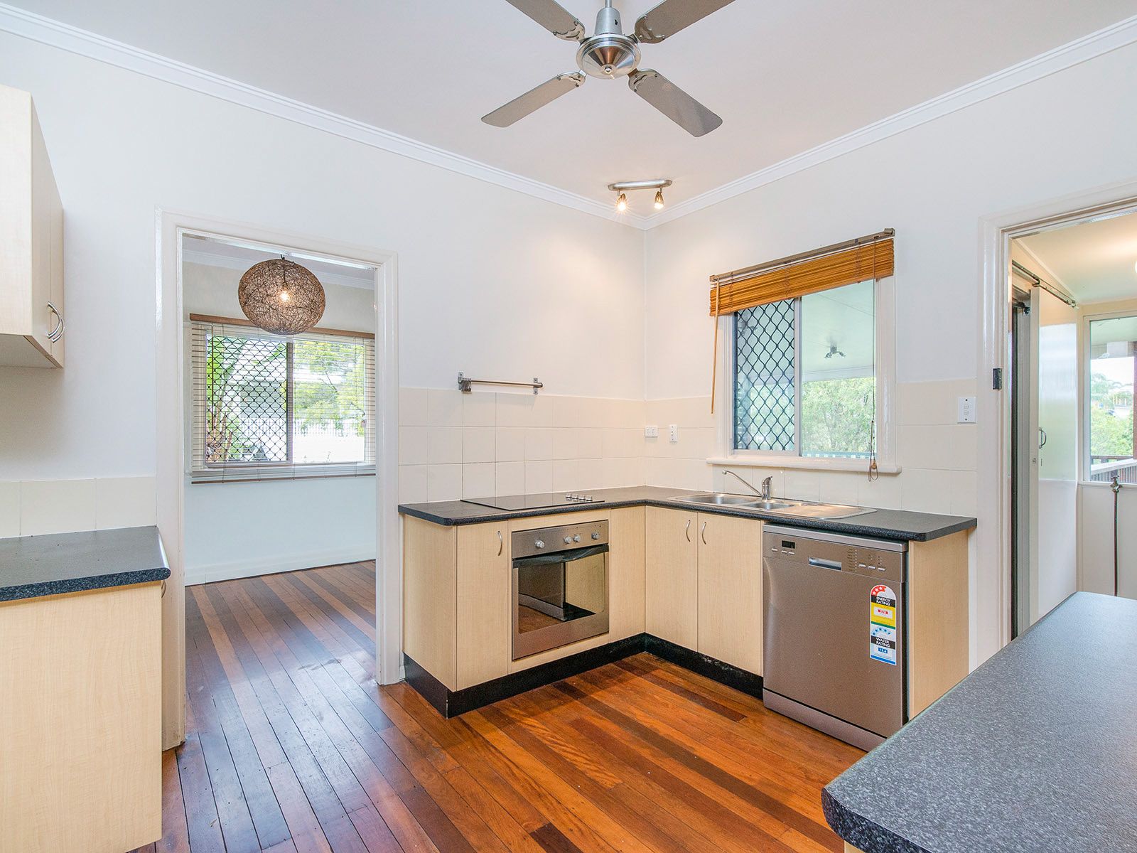 38 Lunga Street, Carina, QLD 4152