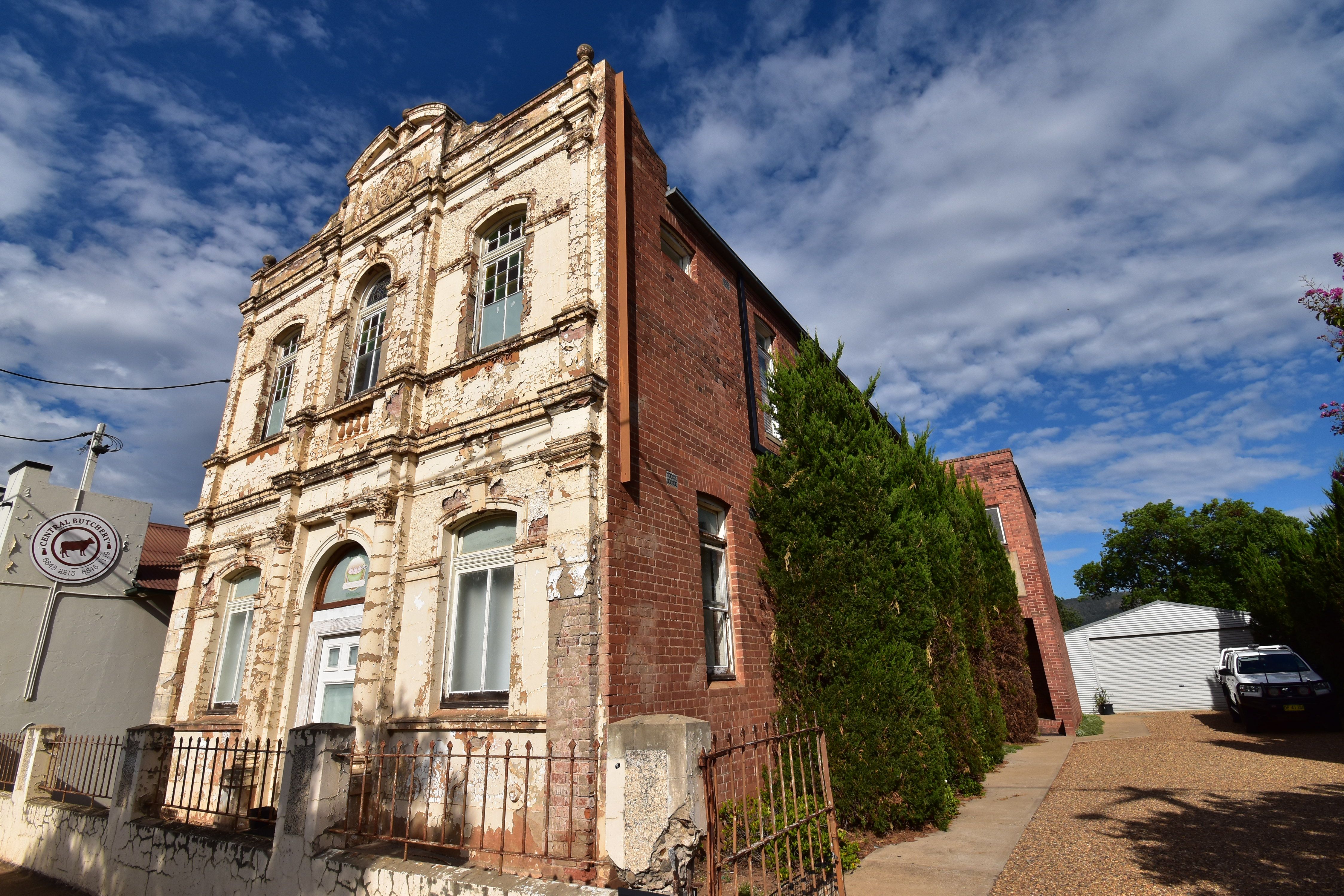 105-107 Lee Street Street — photo from Ray White Rural Dubbo