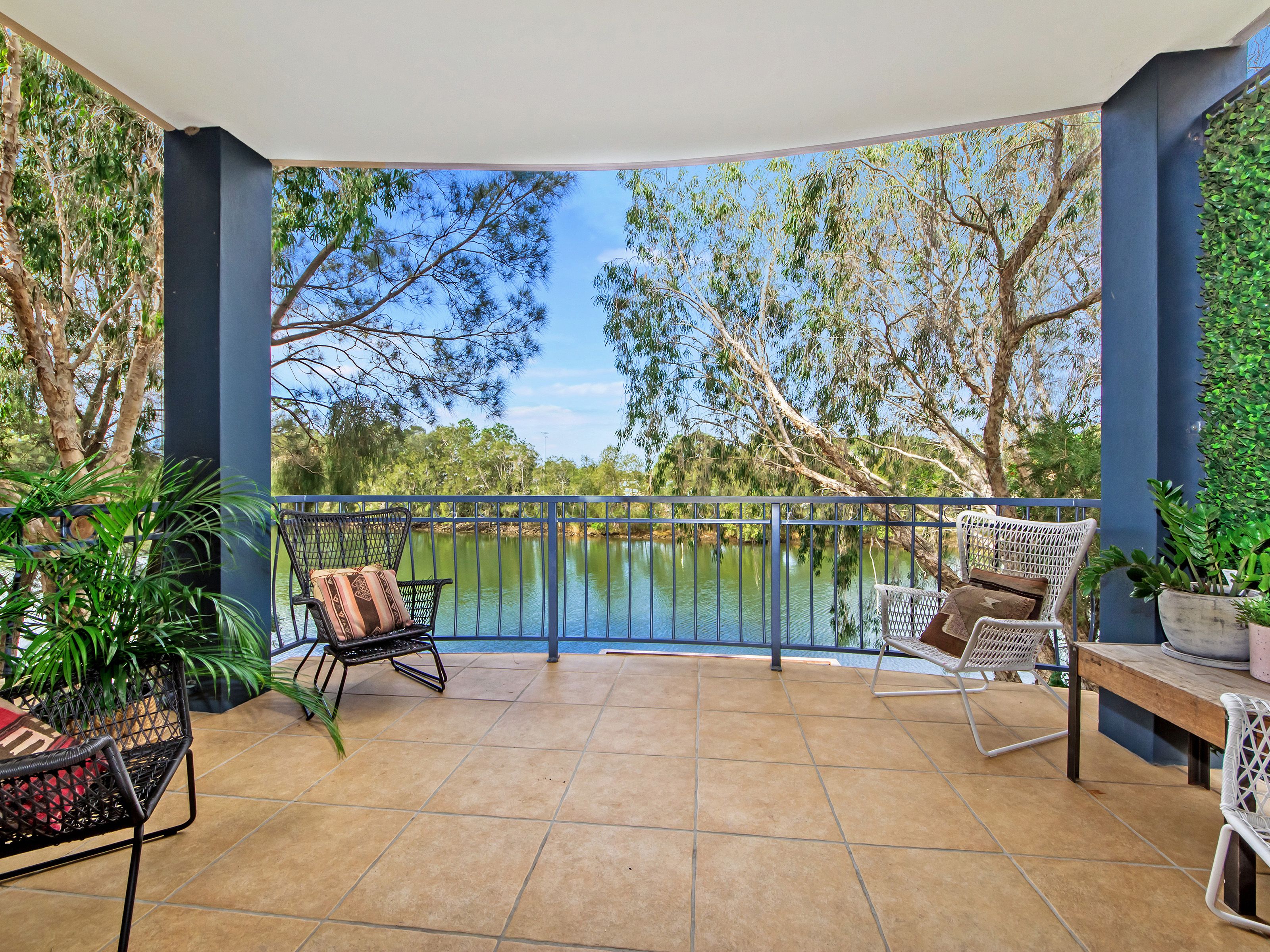 13/4 University Drive, Robina, QLD 4226