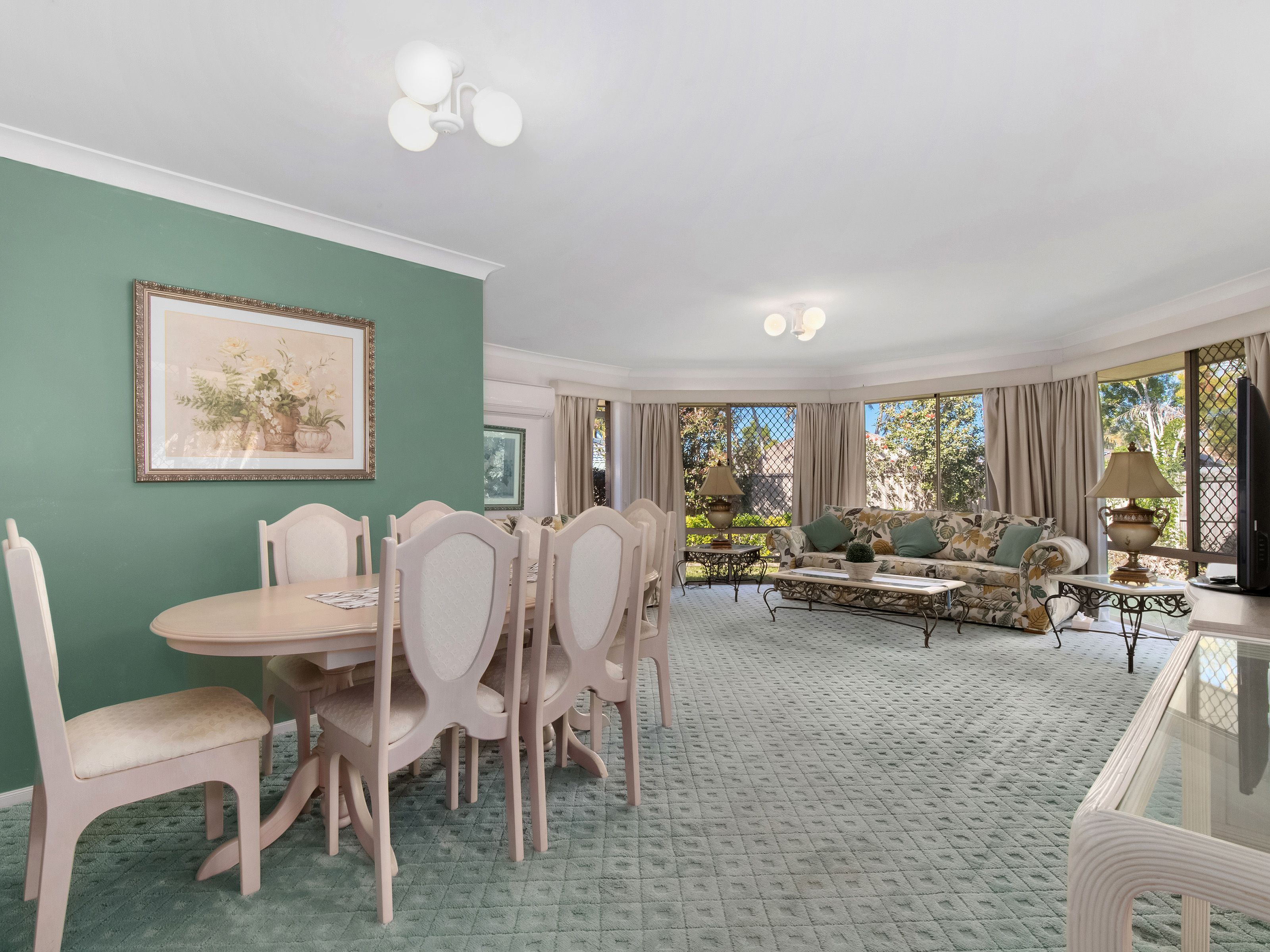 27 Ballarat Court, Tallai, QLD 4213