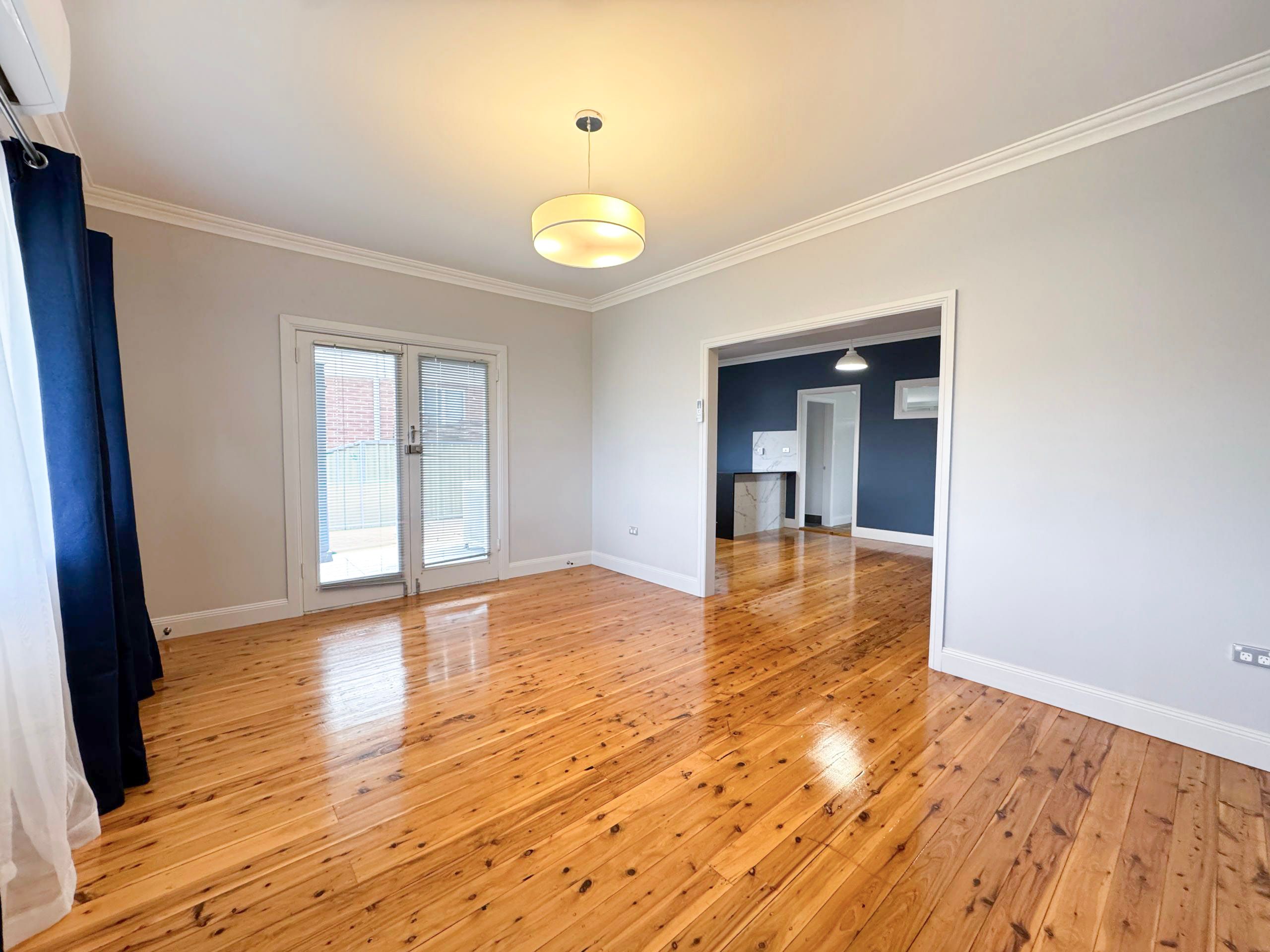 385 Clarinda Street, Parkes, NSW 2870