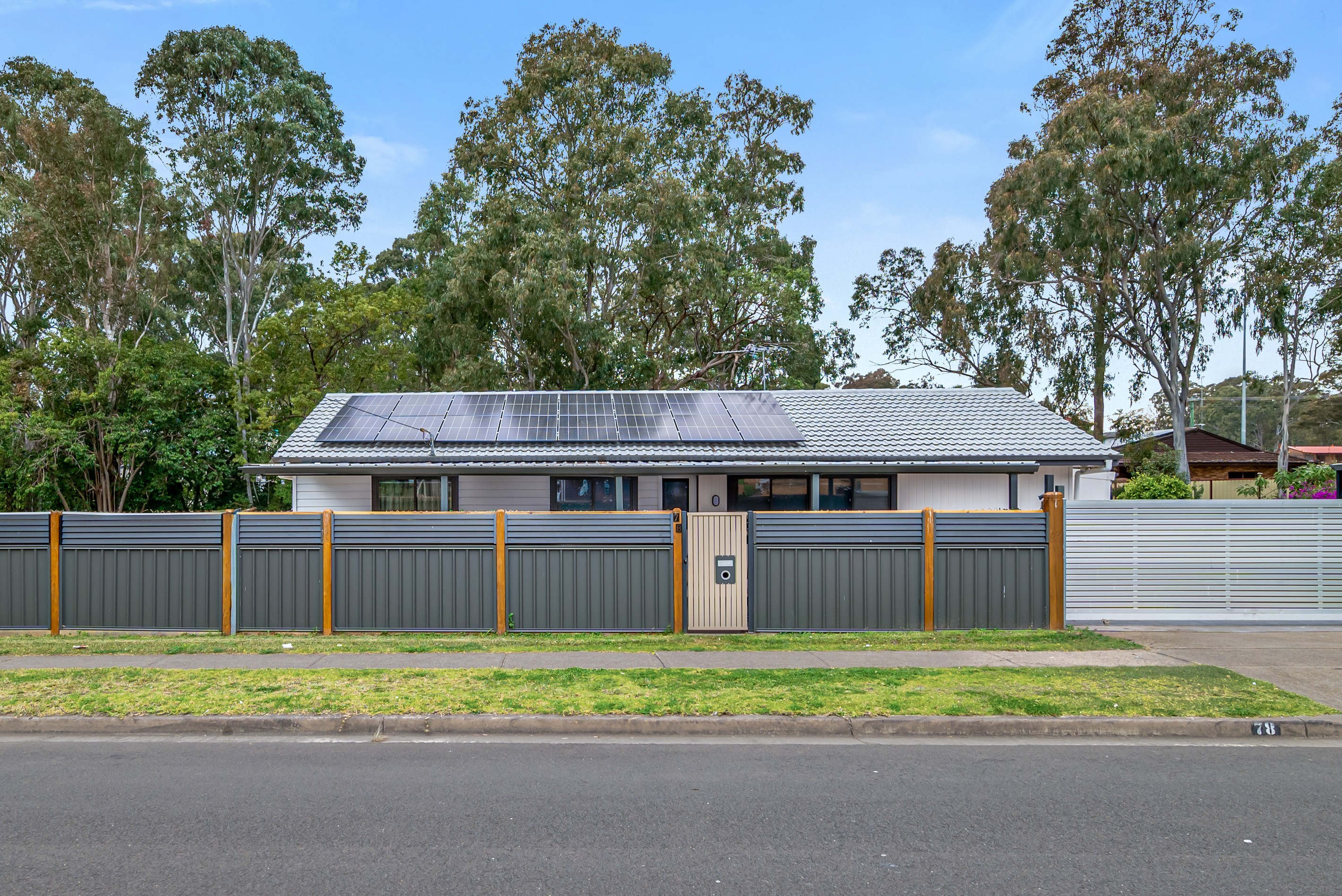 78 Brooks Street, Macquarie Fields, NSW 2564