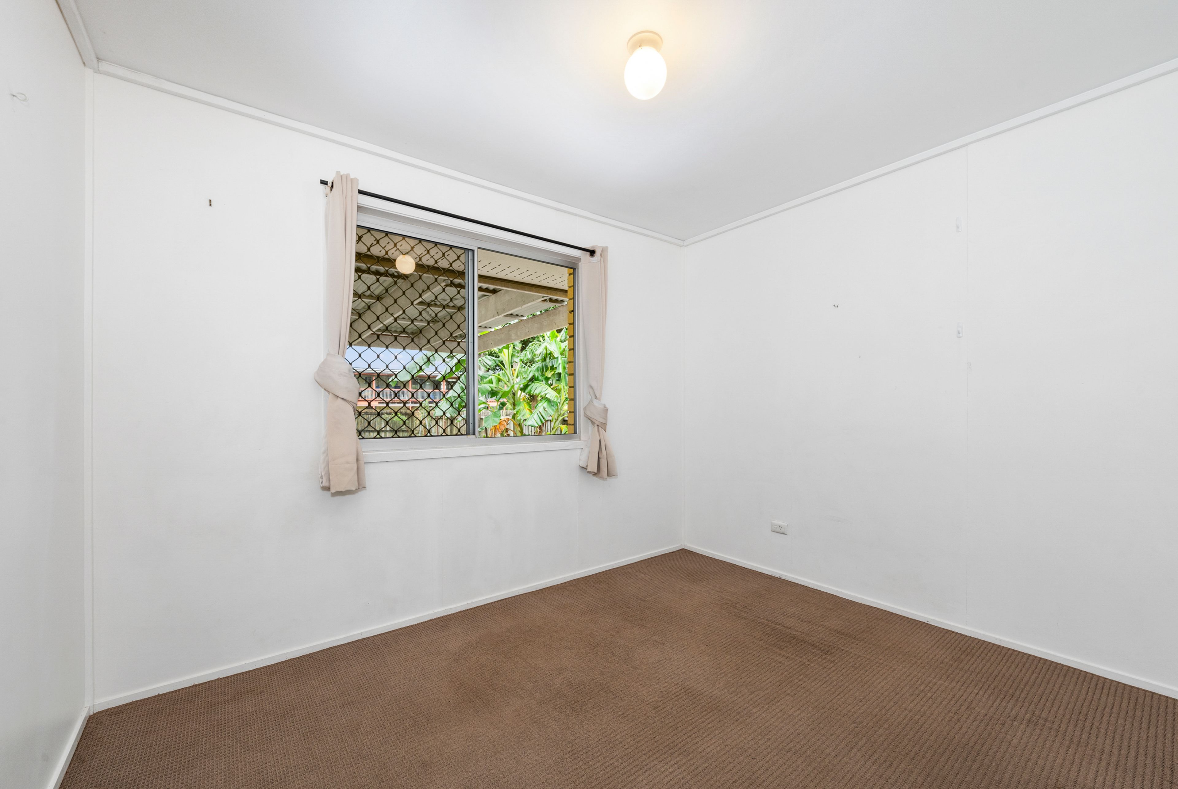 12 Marigold Street — photo 8 of 18