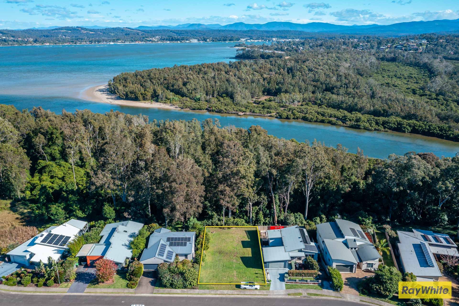 67 Courtenay Crescent, Long Beach, NSW 2536