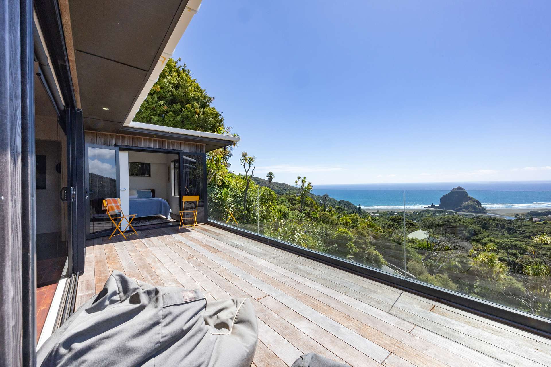 20 Piha Road photo 7