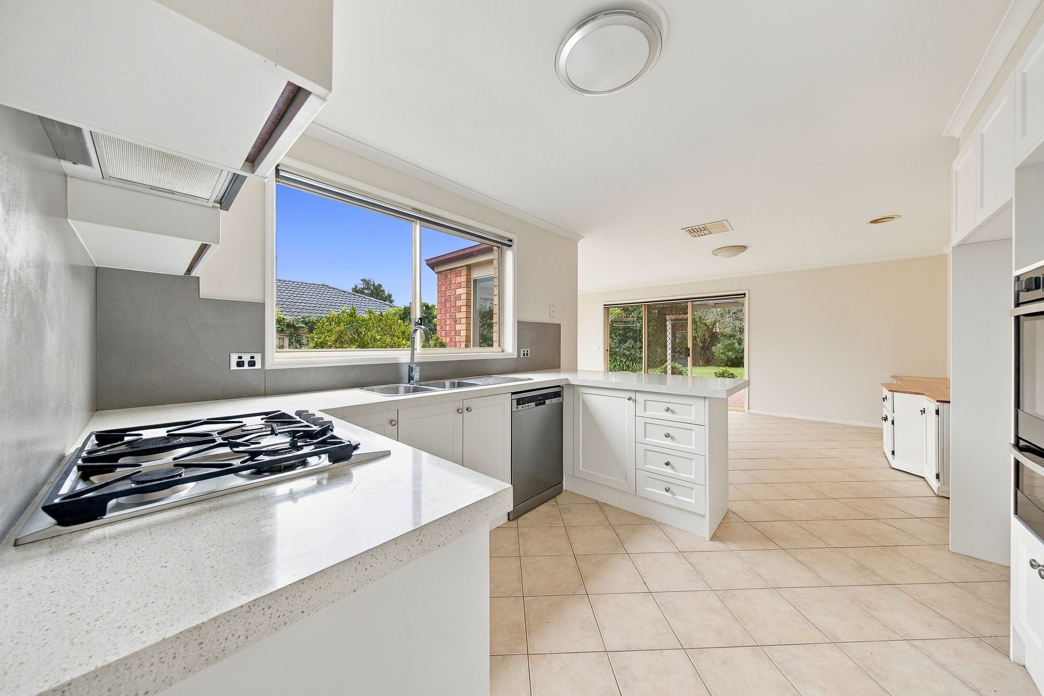 4 Peveril Court, Narre Warren, VIC 3805