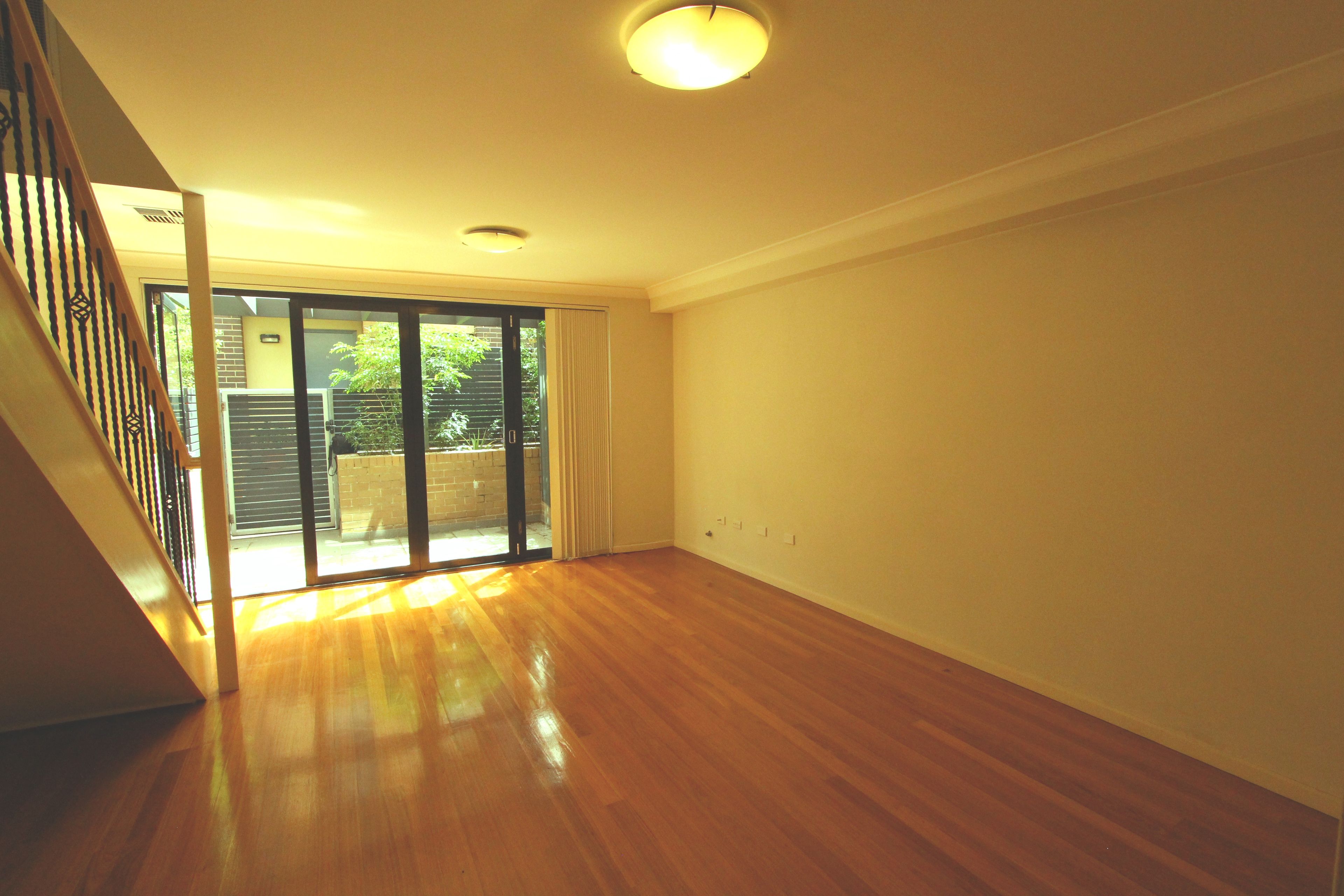 5/83-85A Pittwater Road — photo 3 of 6