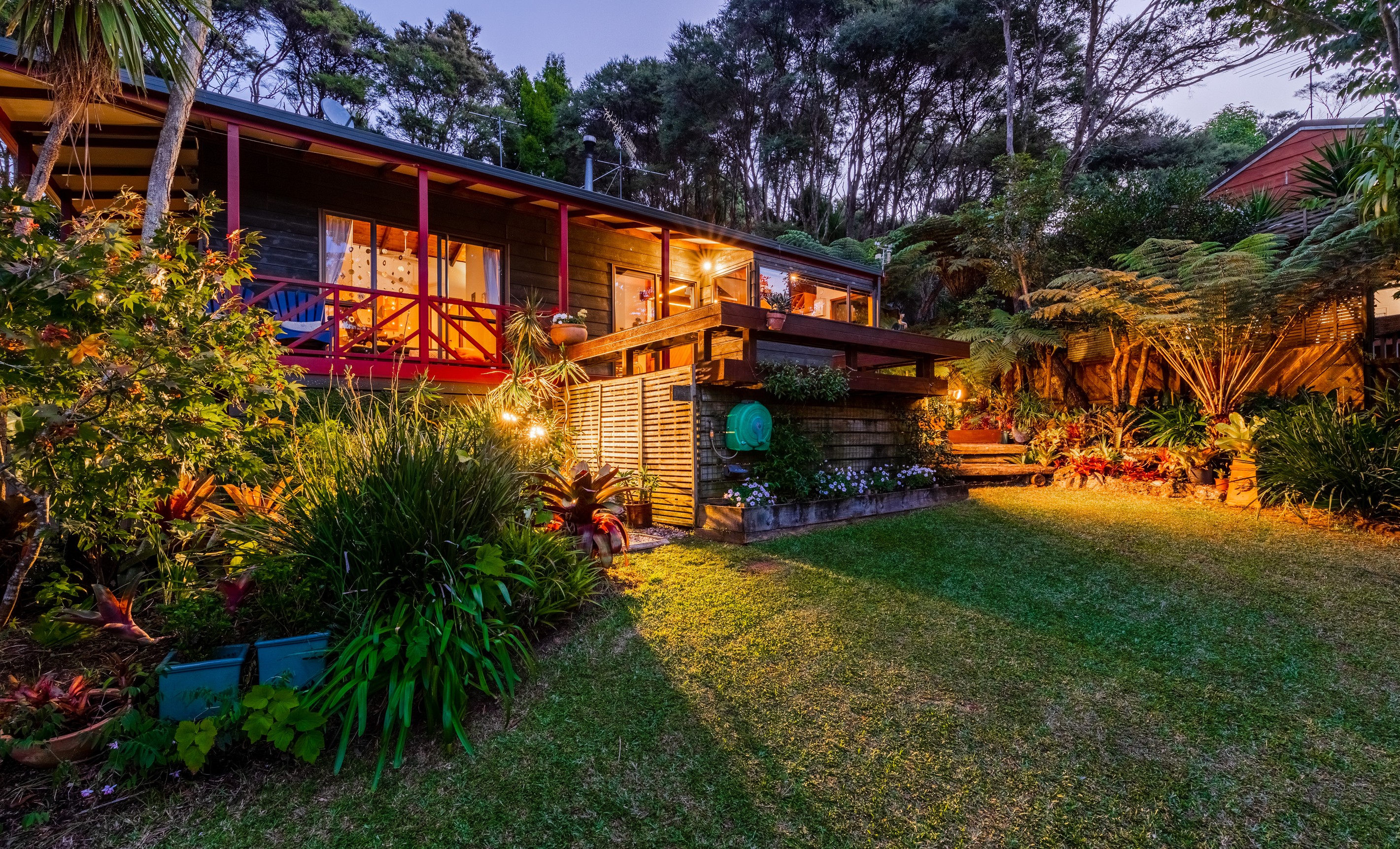 1 Kaurimu Rise, Titirangi, Waitakere City