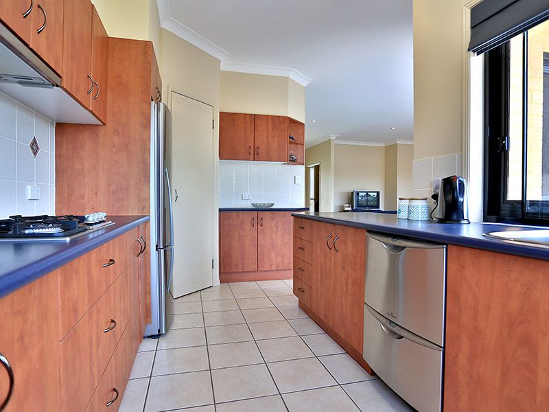 76 Casuarina Street, Bridgeman Downs, QLD 4035
