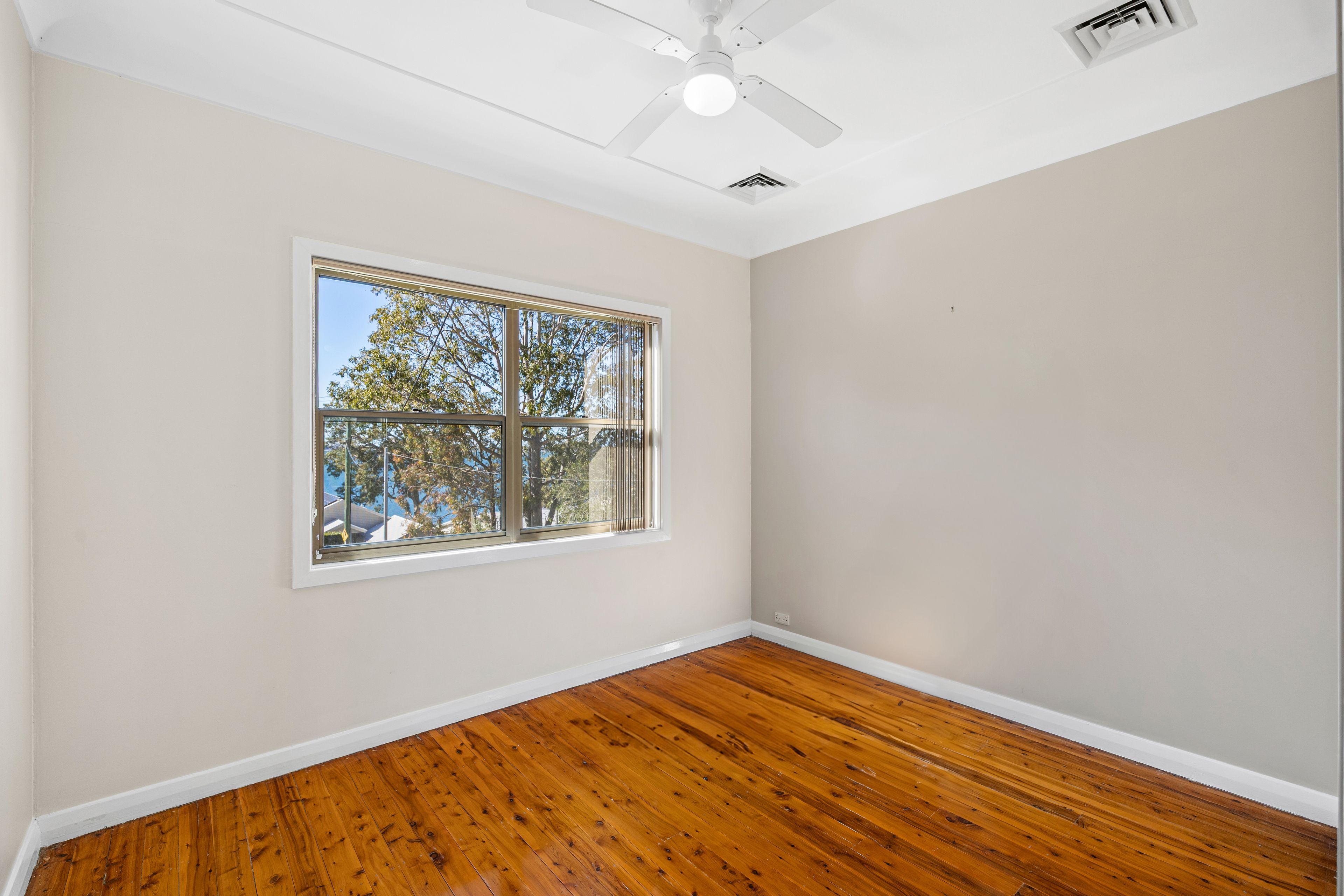 241 Skye Point Road — photo 10 of 18