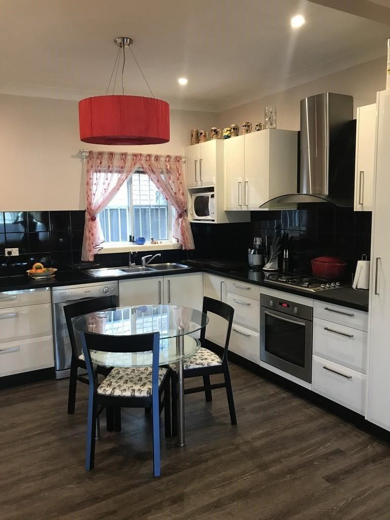 43 Innesdale Road, Wolli Creek, NSW 2205