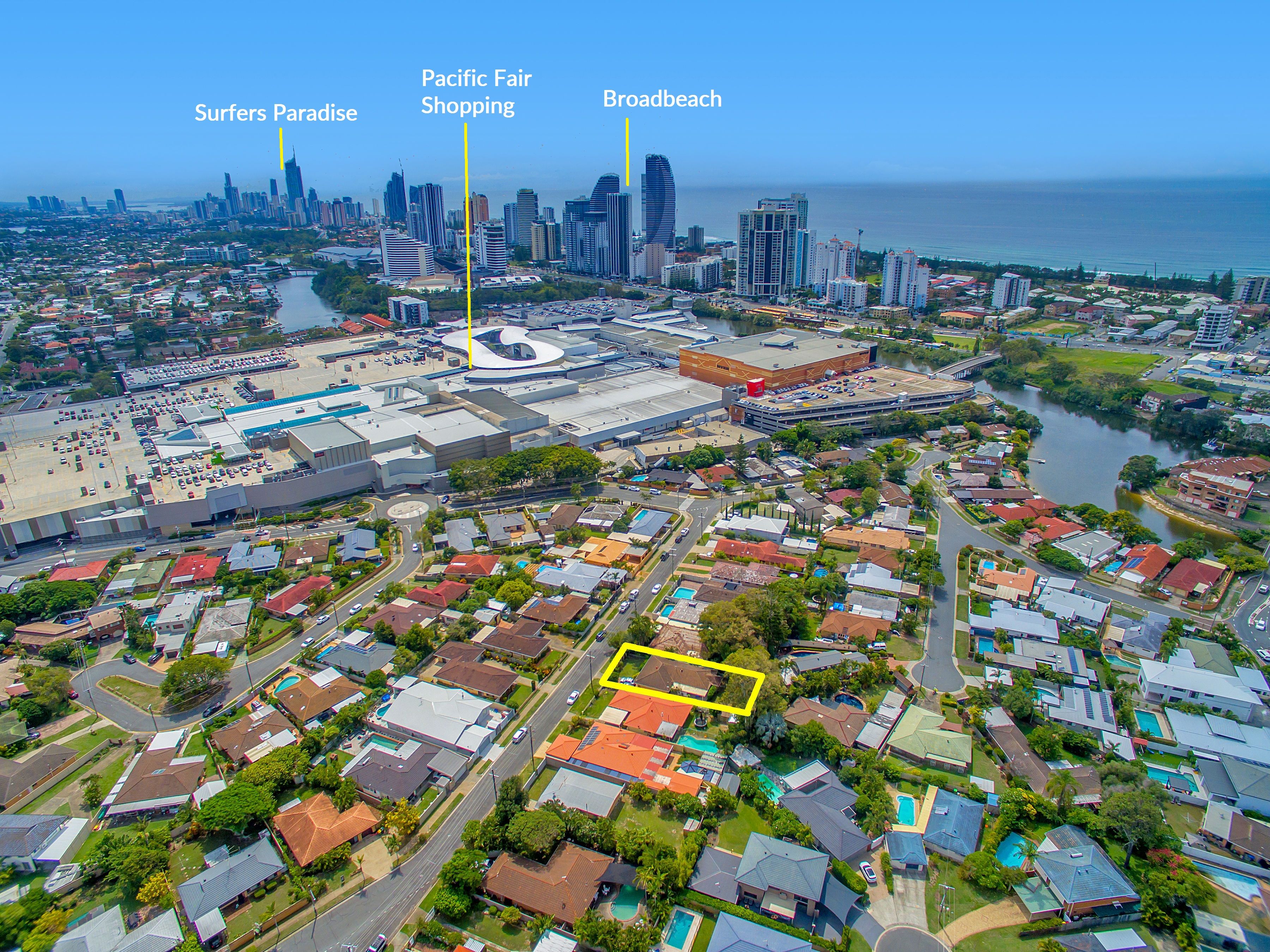 30 Bordeaux Parade, Mermaid Waters QLD 4218