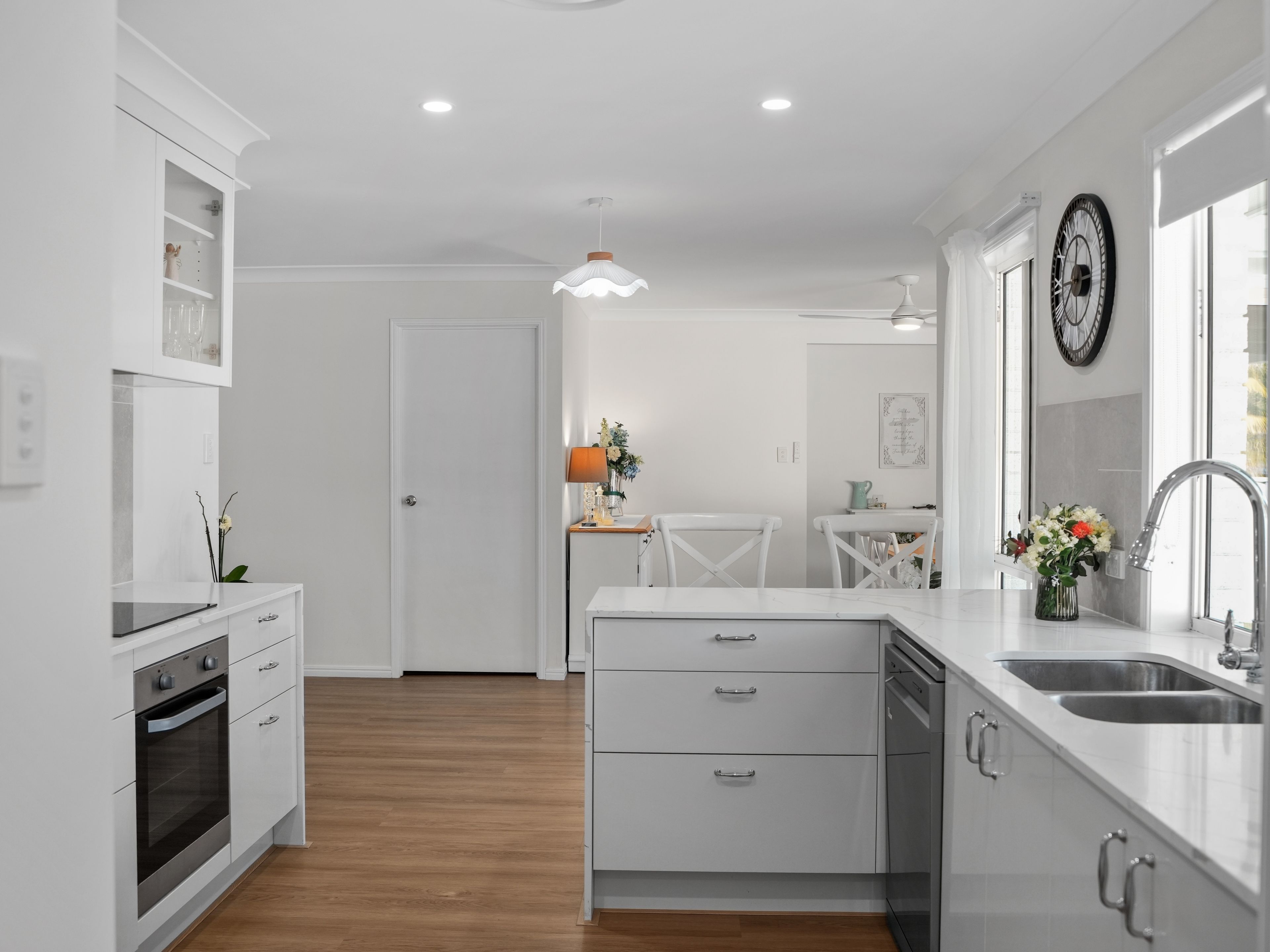 40 Hawkes Avenue — photo 4 of 19