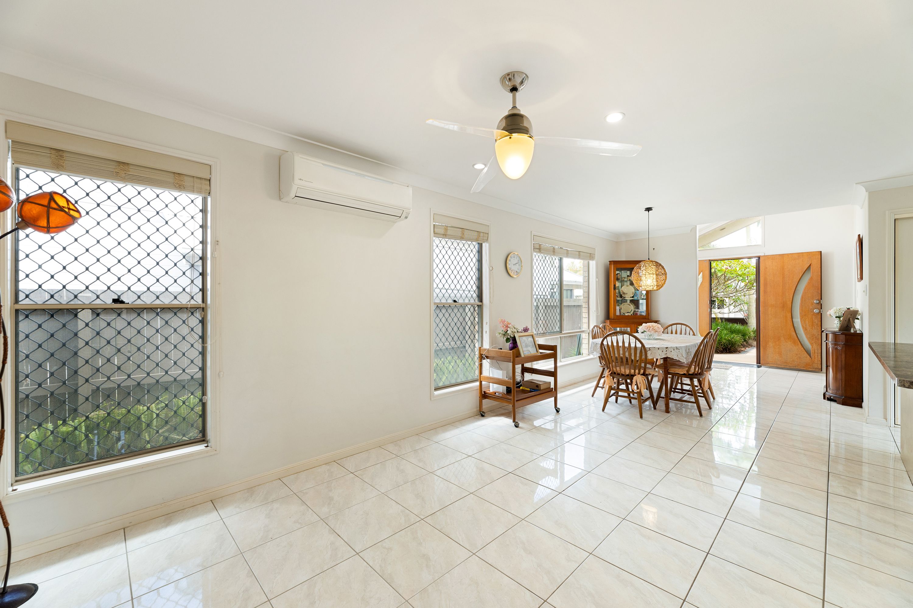 24 Queens Parade, Brighton, QLD 4017