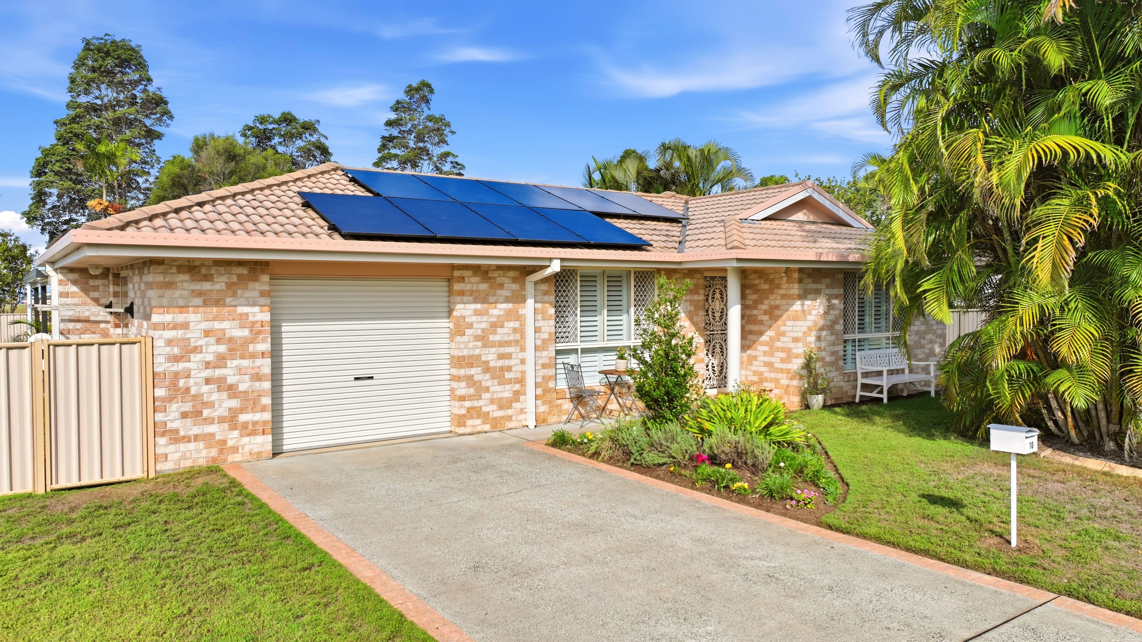 10 Angus Drive, Junction Hill, NSW 2460