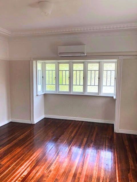 16 Broadwater Road, Mount Gravatt East, QLD 4122