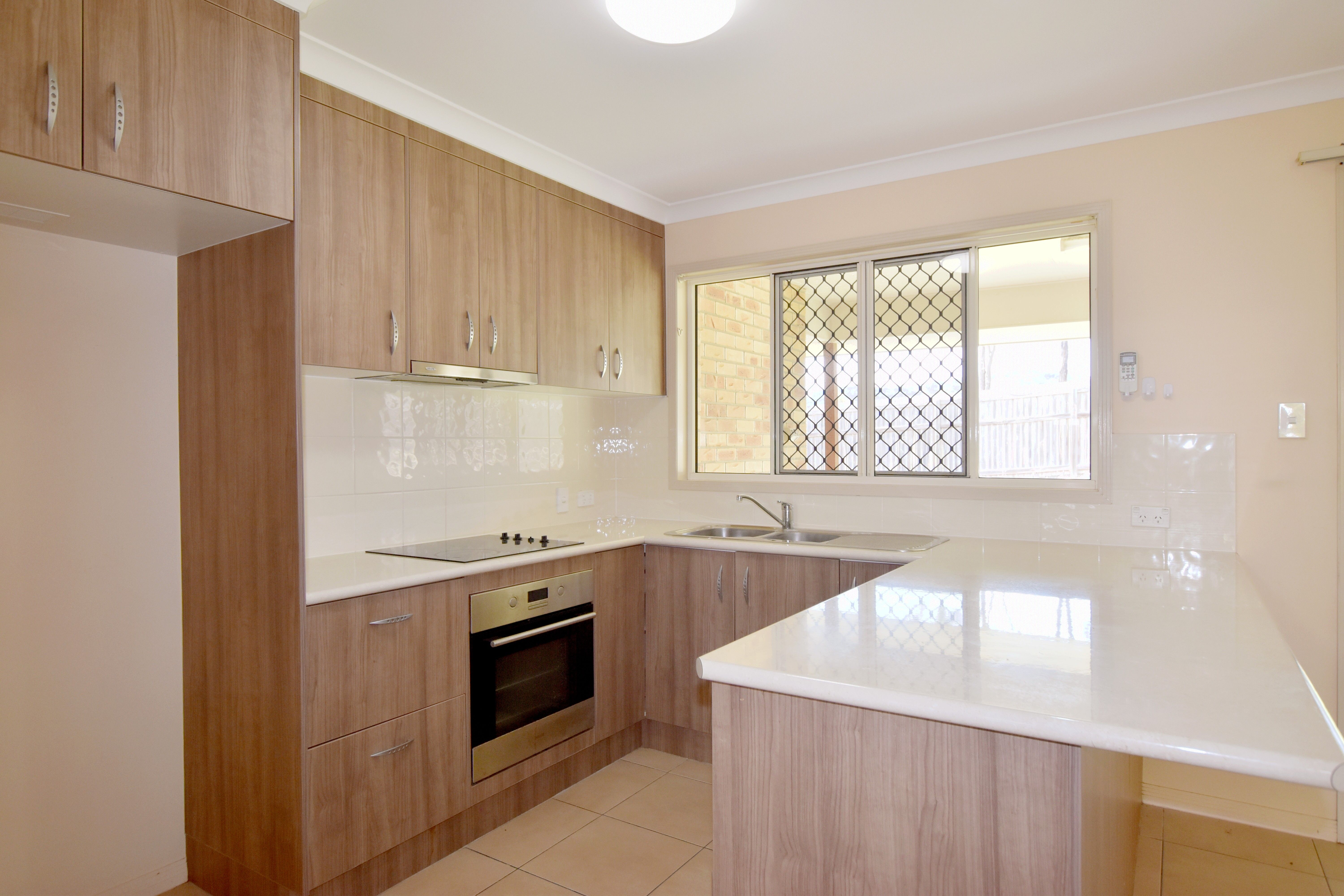 37 Liriope Drive, Kirkwood, QLD 4680