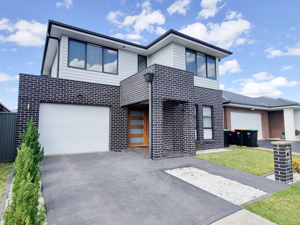10 Convoy Street, JORDAN SPRINGS, NSW 2747