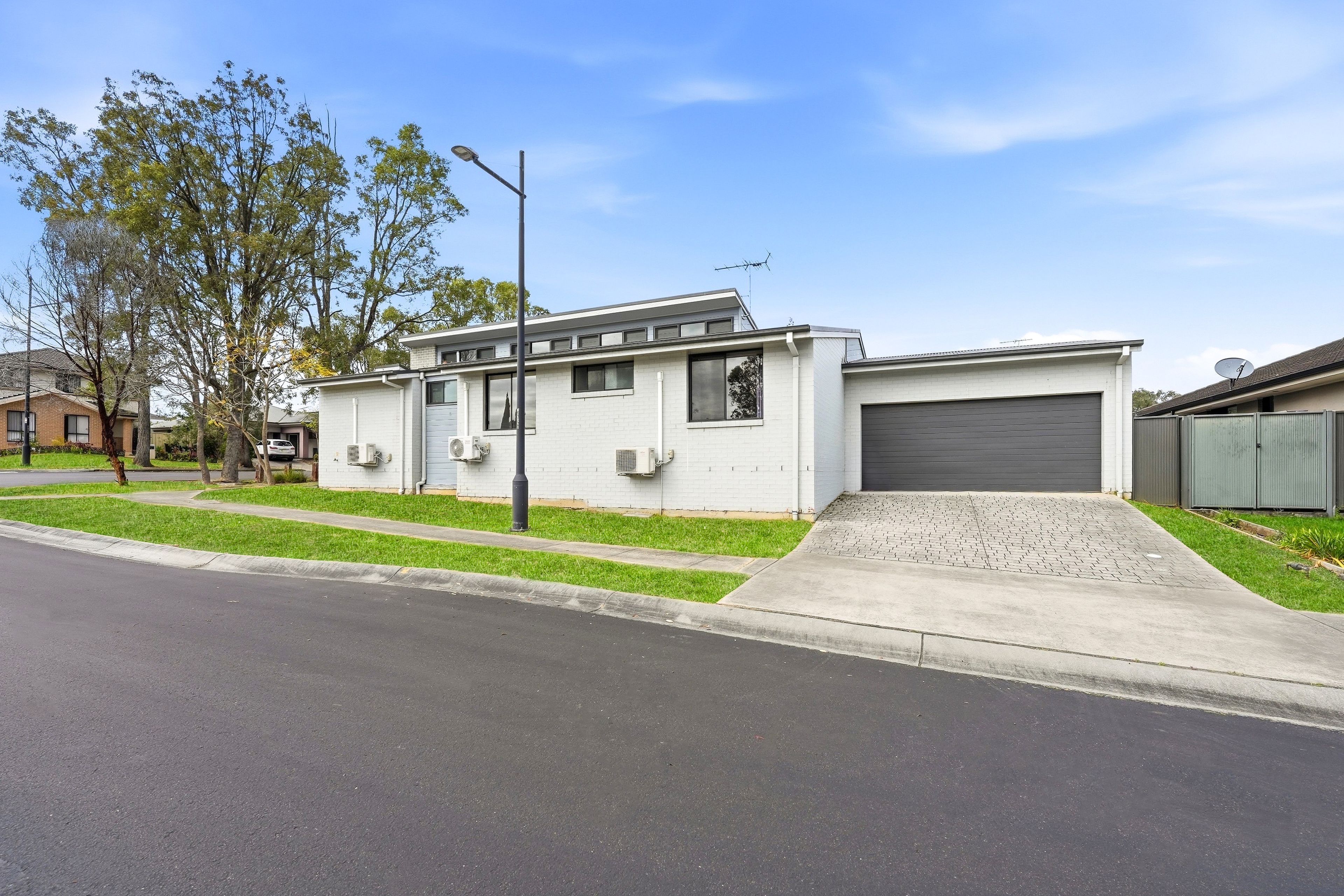 29 Drummond Avenue — photo 18 of 24