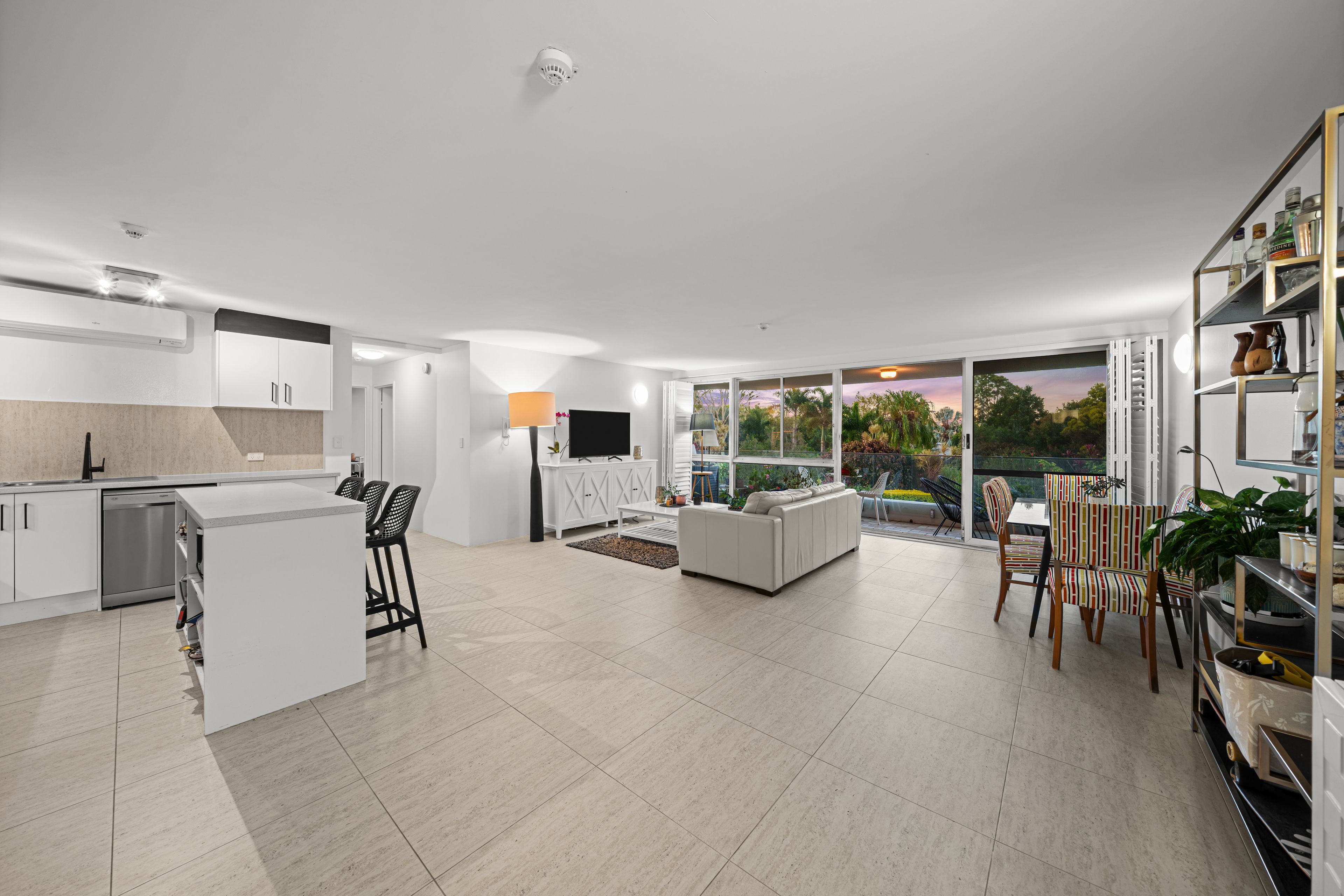 8/54 Hooker Boulevard, Mermaid Waters, QLD 4218