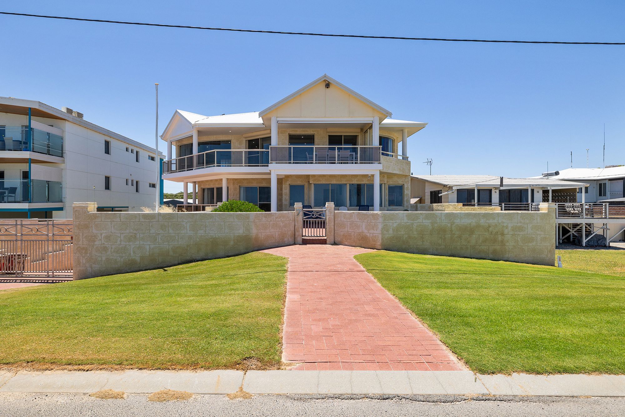 7 Cunliffe Street, Lancelin, WA 6044