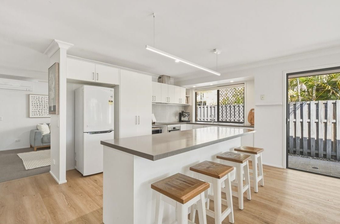 74 Denning Road — photo 3 of 17