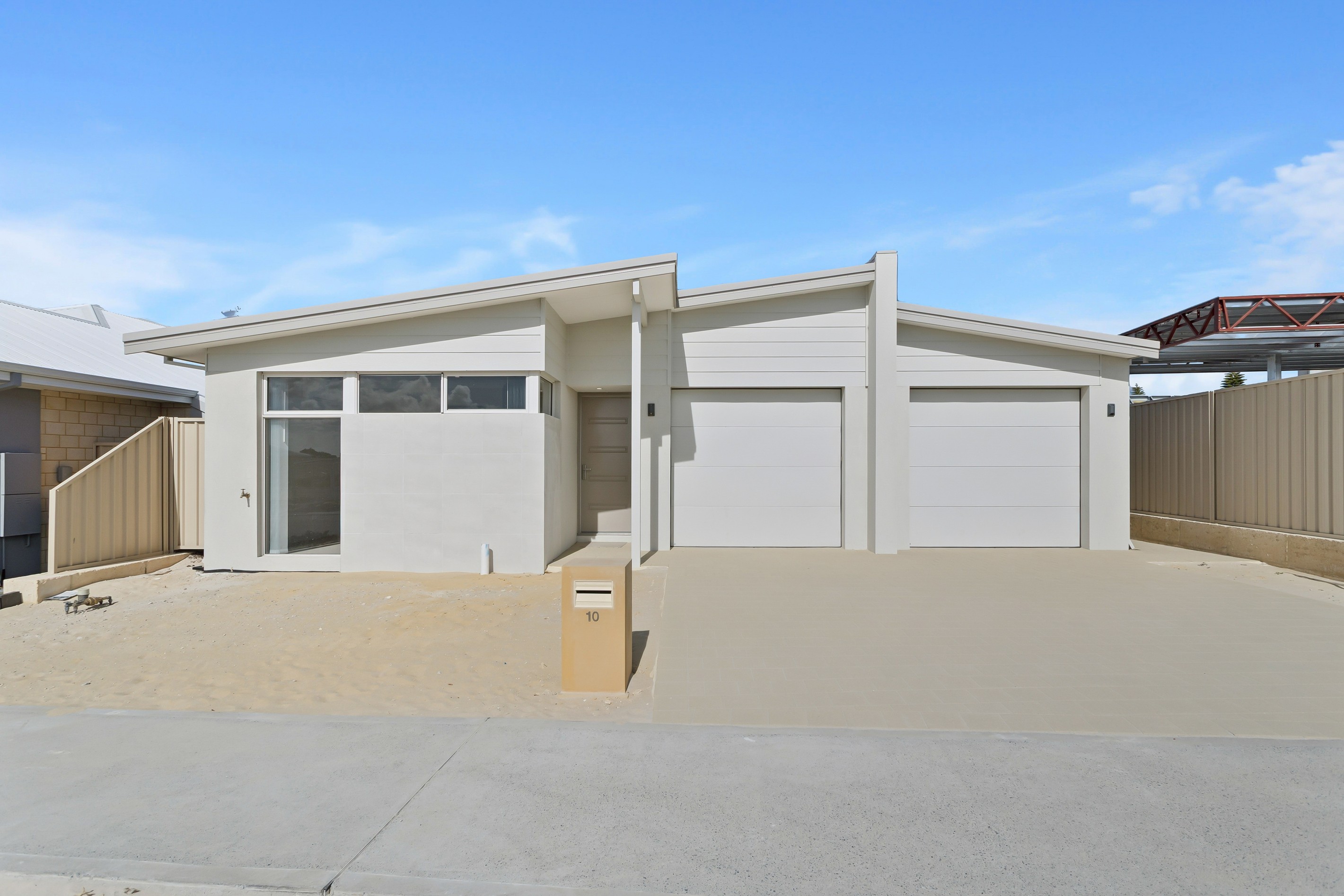 10A Dunraven Road, Two Rocks, WA 6037