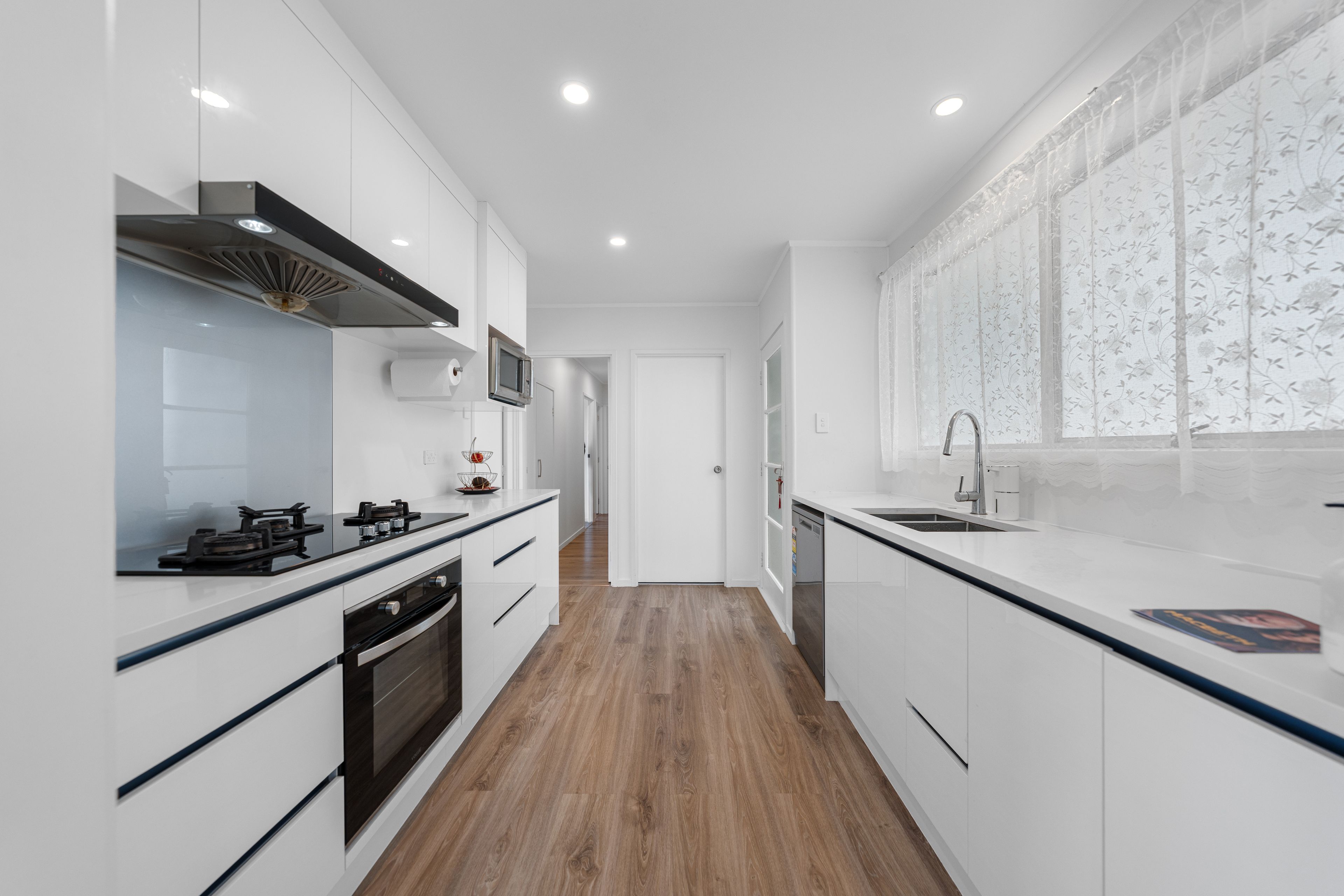 34 Sovereign Place, Glenfield, North Shore City