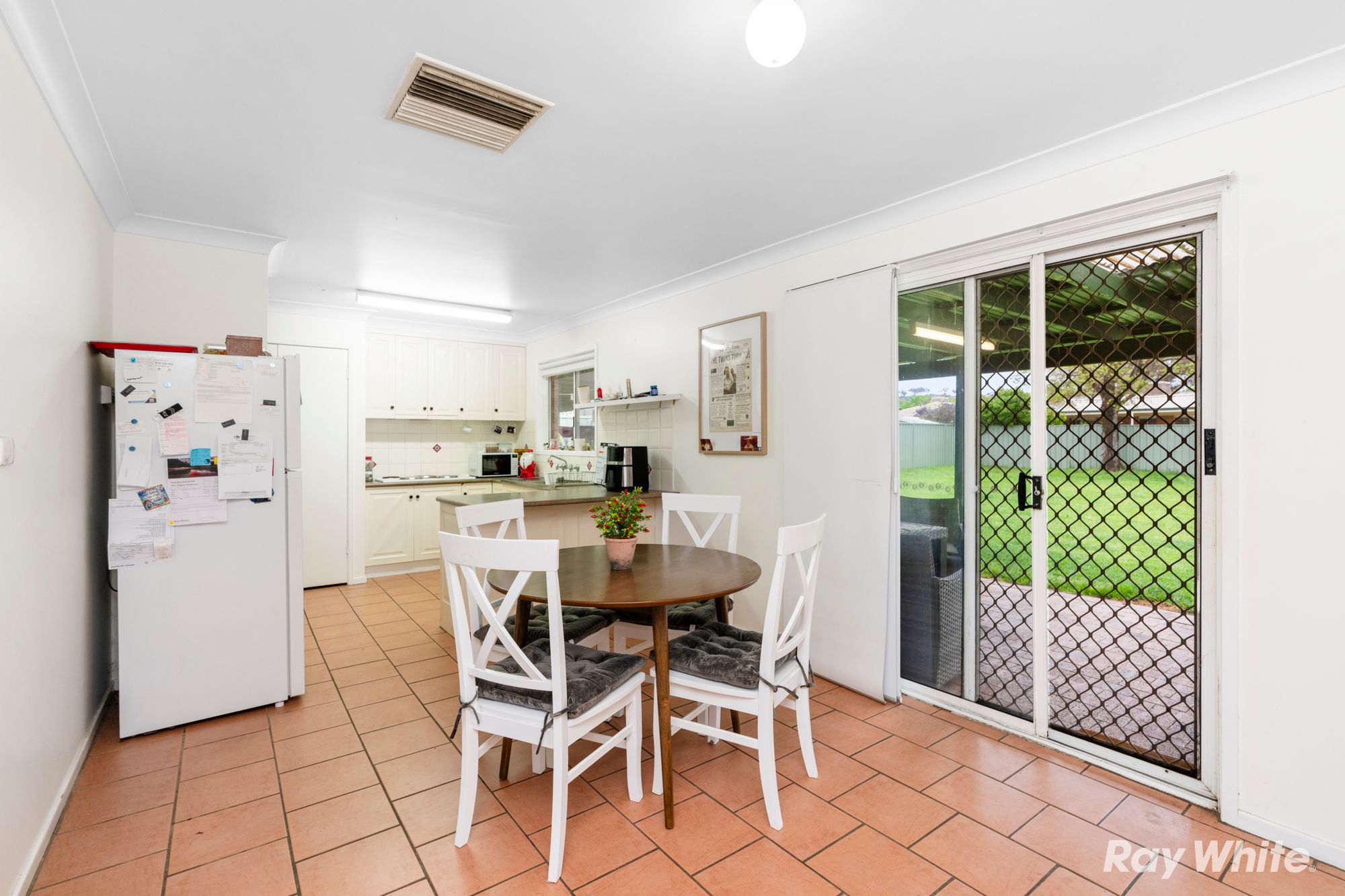 22 Naretha Street — photo 7 of 21