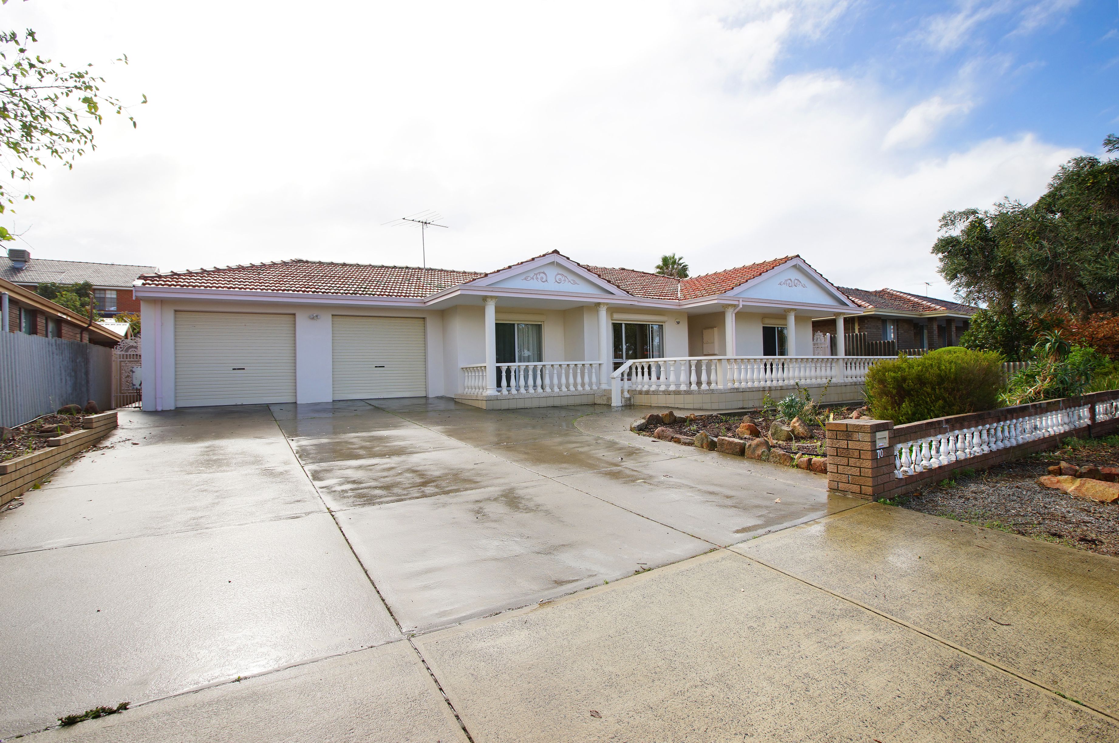 70 Barrington Street, Spearwood, WA 6163