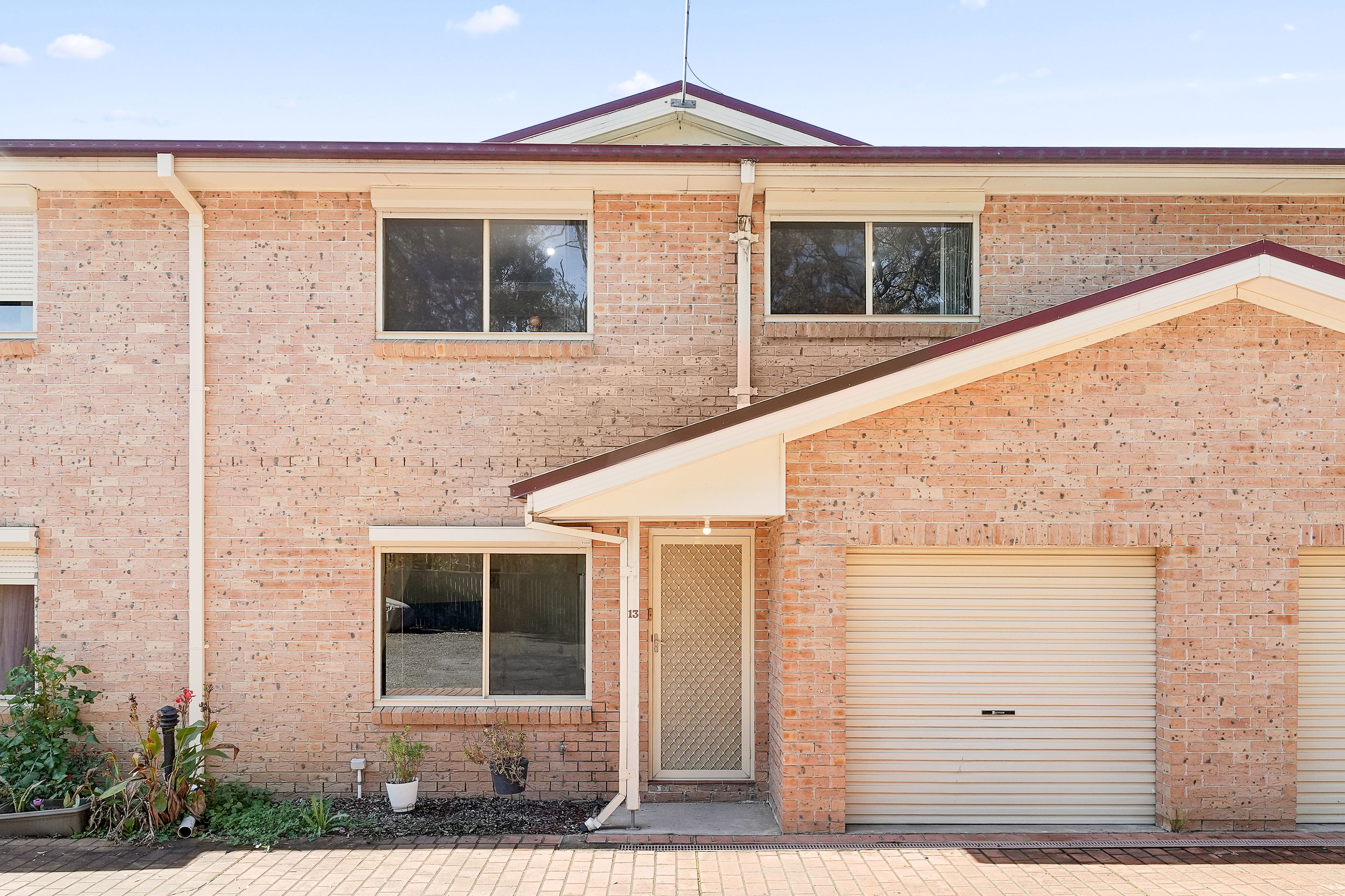 2 Charlotte Road, Rooty Hill NSW 2766