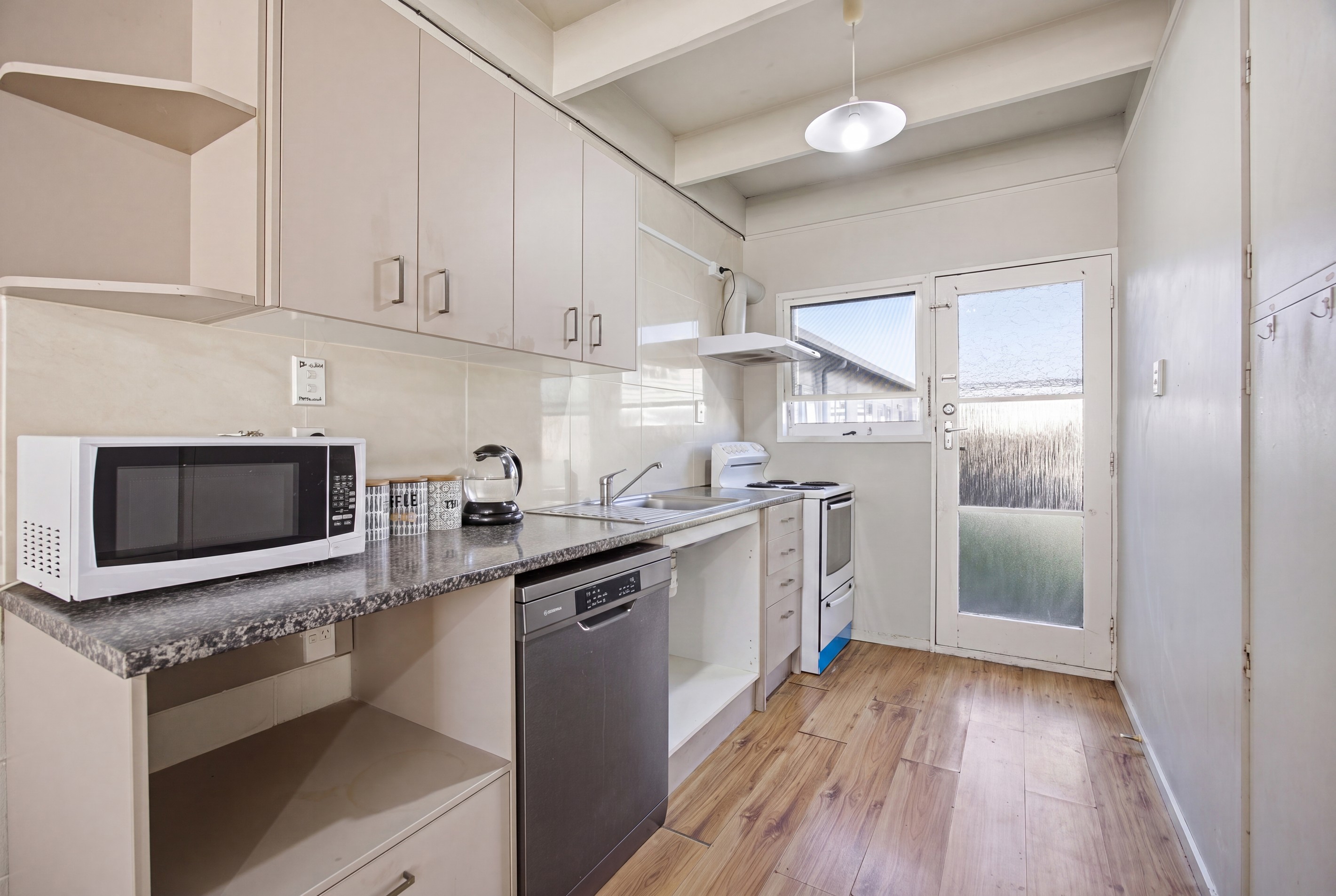 3/5 Keeling Road, Henderson, Waitakere City