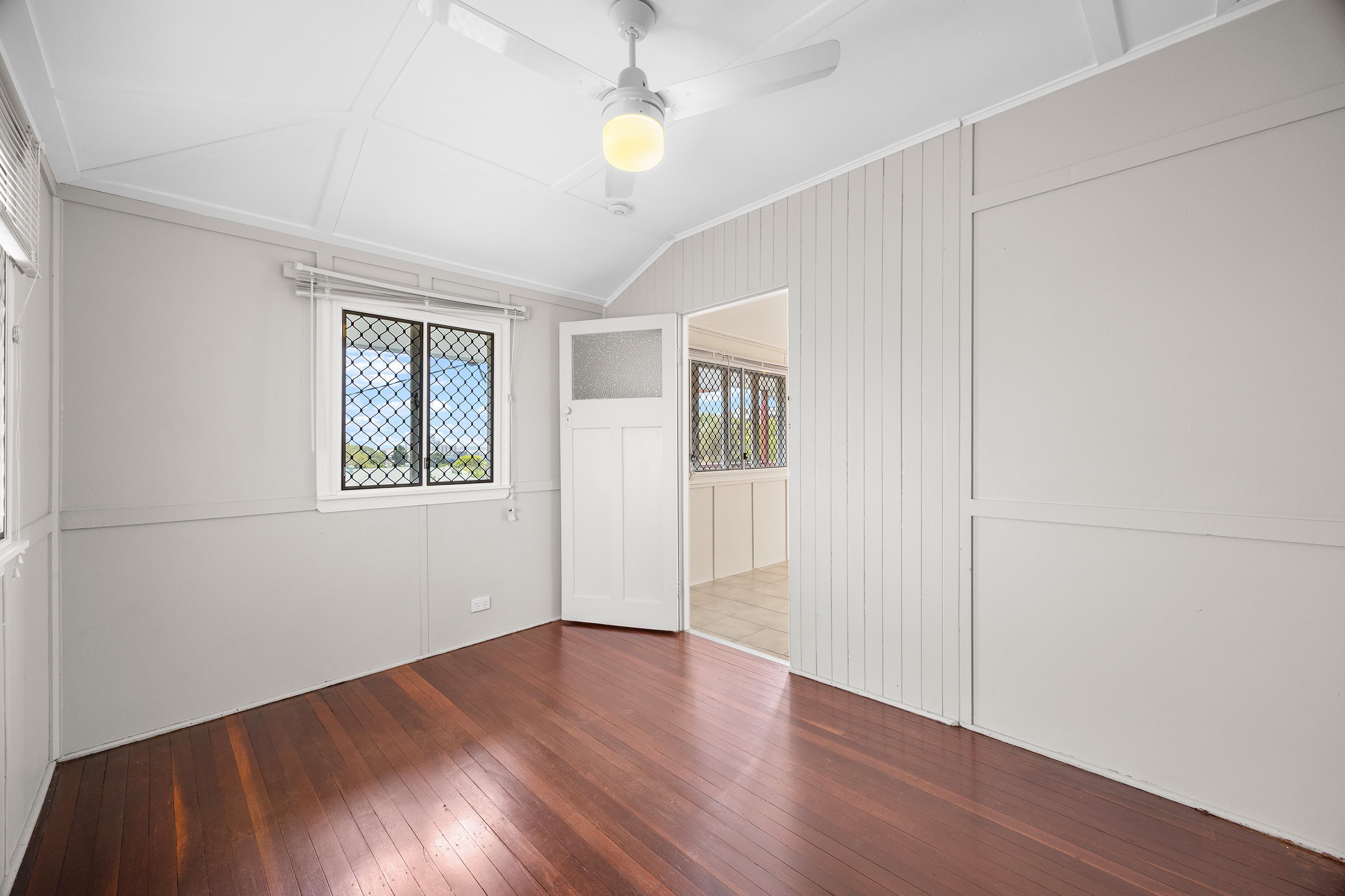 45 Eden Street — photo 12 of 25