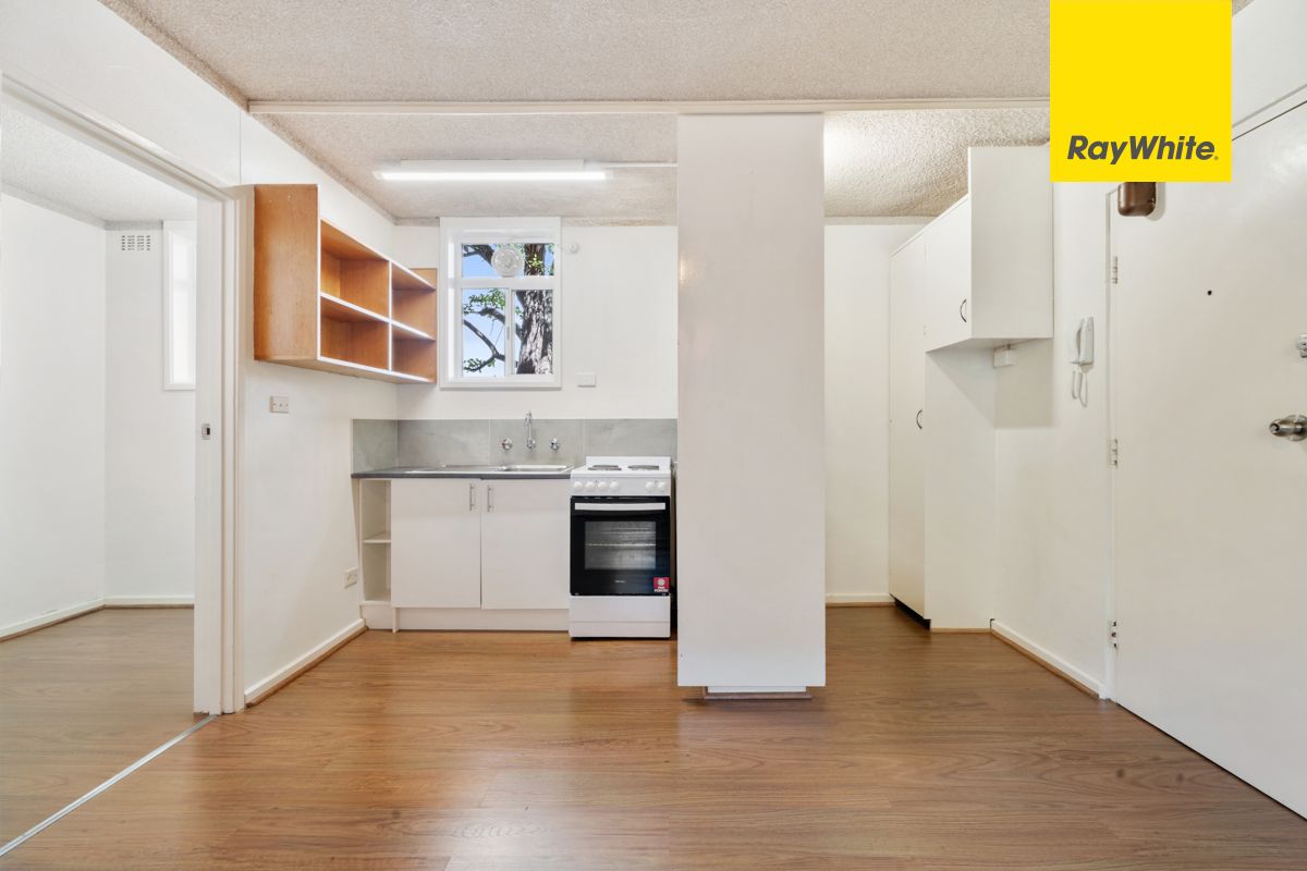 43/1 Mckay Street — photo 4 of 11
